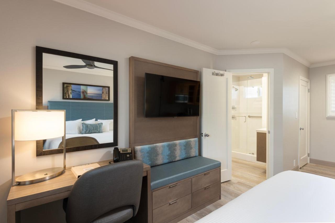 King Room Kitchenette