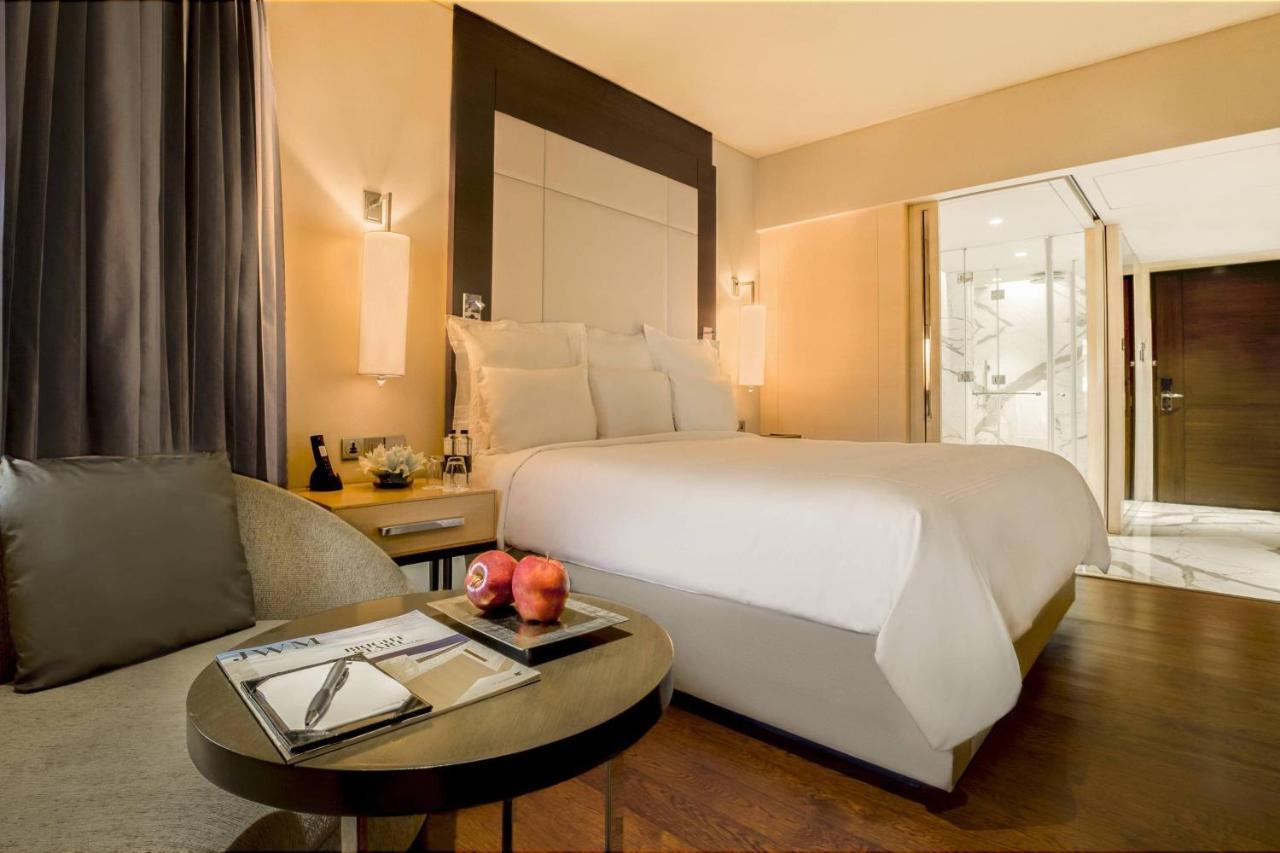 Guest room, 1 King, Ocean view