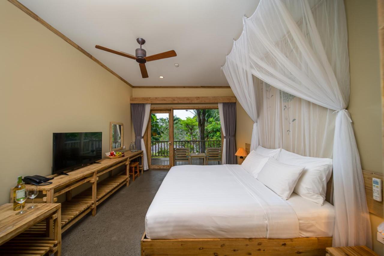 Deluxe Family Bungalow with 2-Bedroom