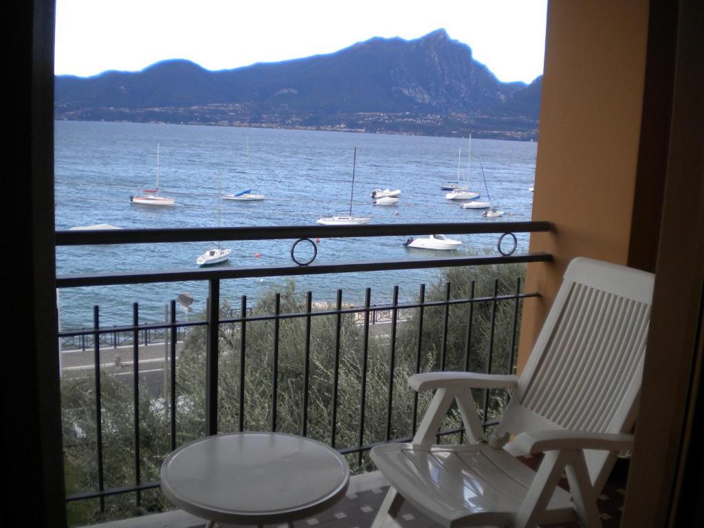 Double Room with Lake View