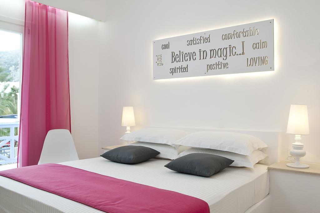 Standard Double Room,402905259:JPEG
