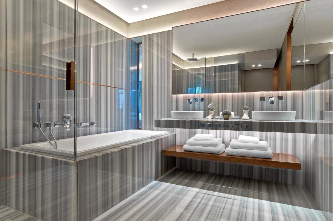 Superior King Room Abdi Ipekci Street View St Regis Butler Service