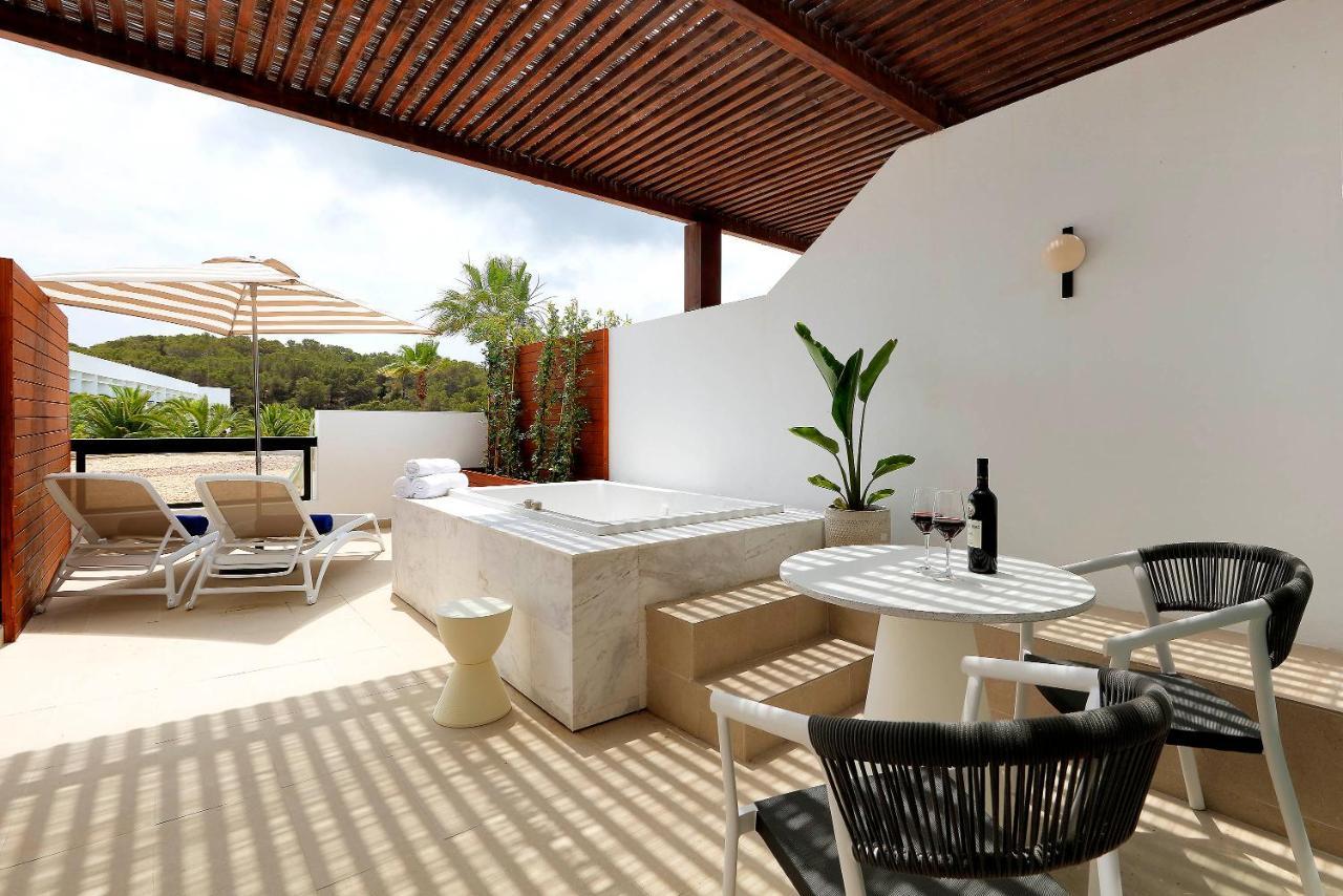 Junior Suite Jacuzzi Terrace,1548608095:JPEG