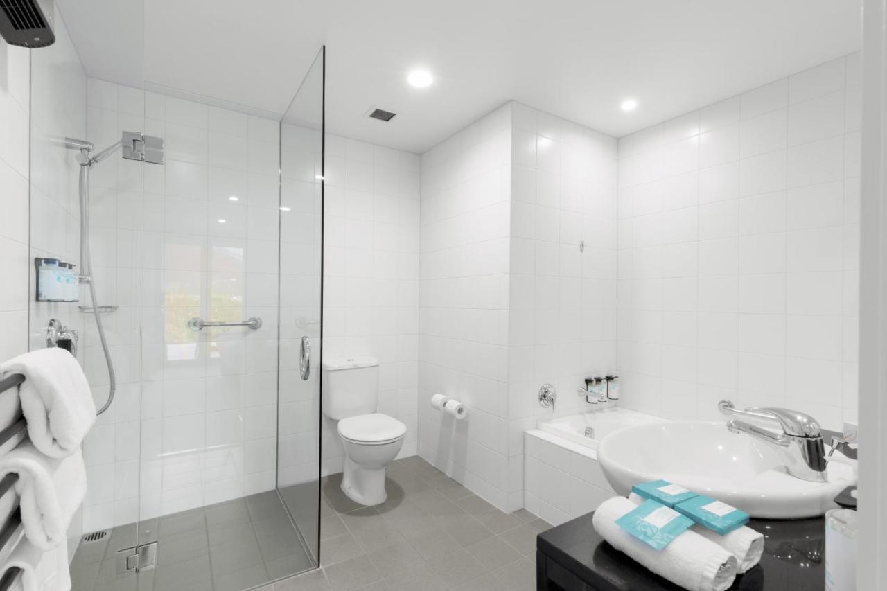 One Bedroom Suite Split King Non-View