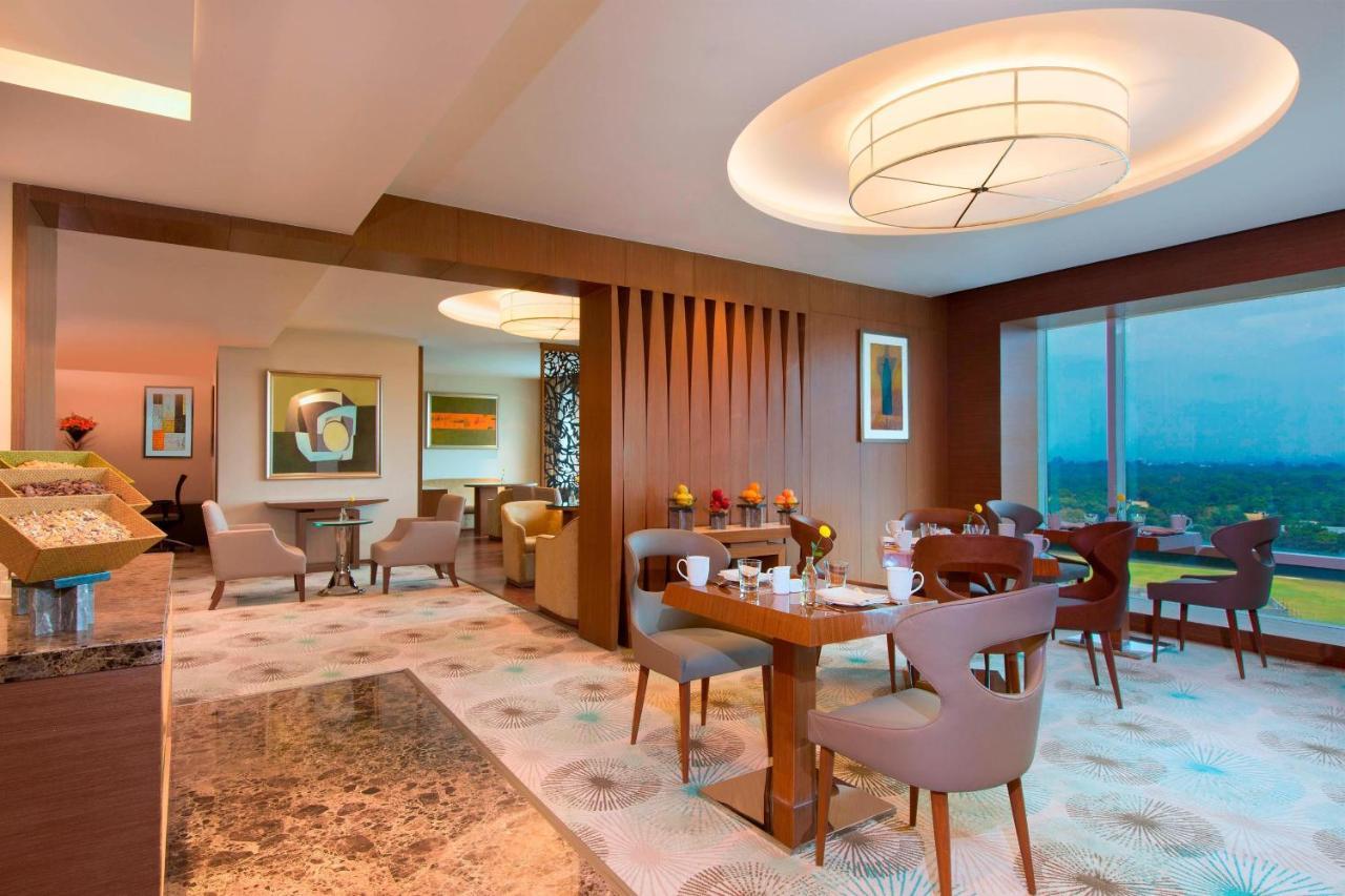 Studio Suite with Executive Lounge Access
