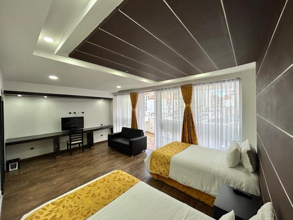 Standard Queen Room Two Queen Beds
