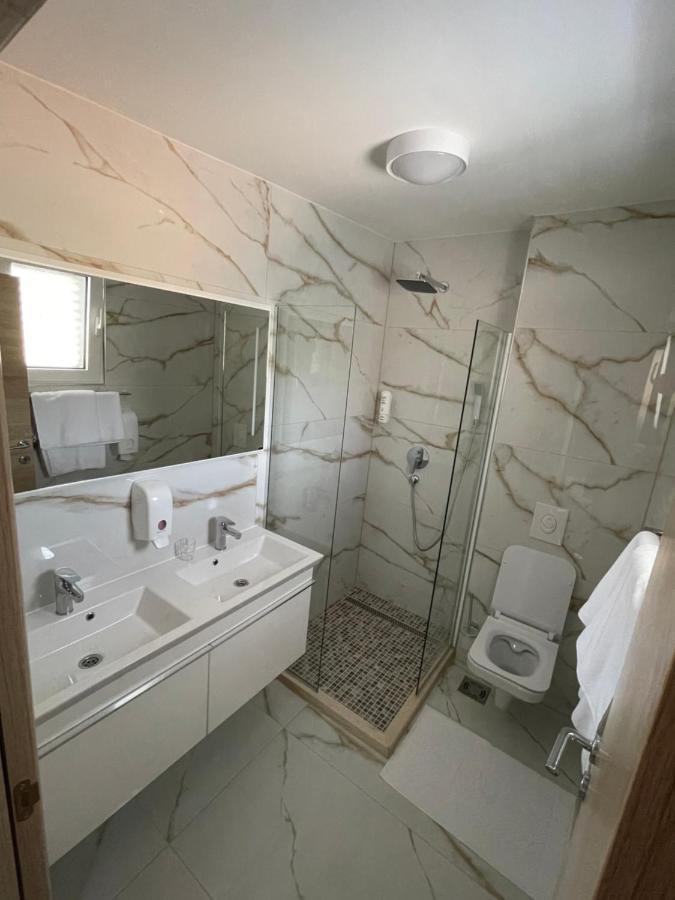 Deluxe Triple Room with Sea View