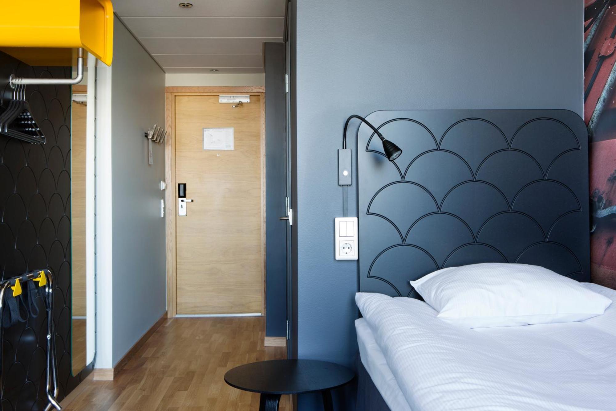 Compact Single Room