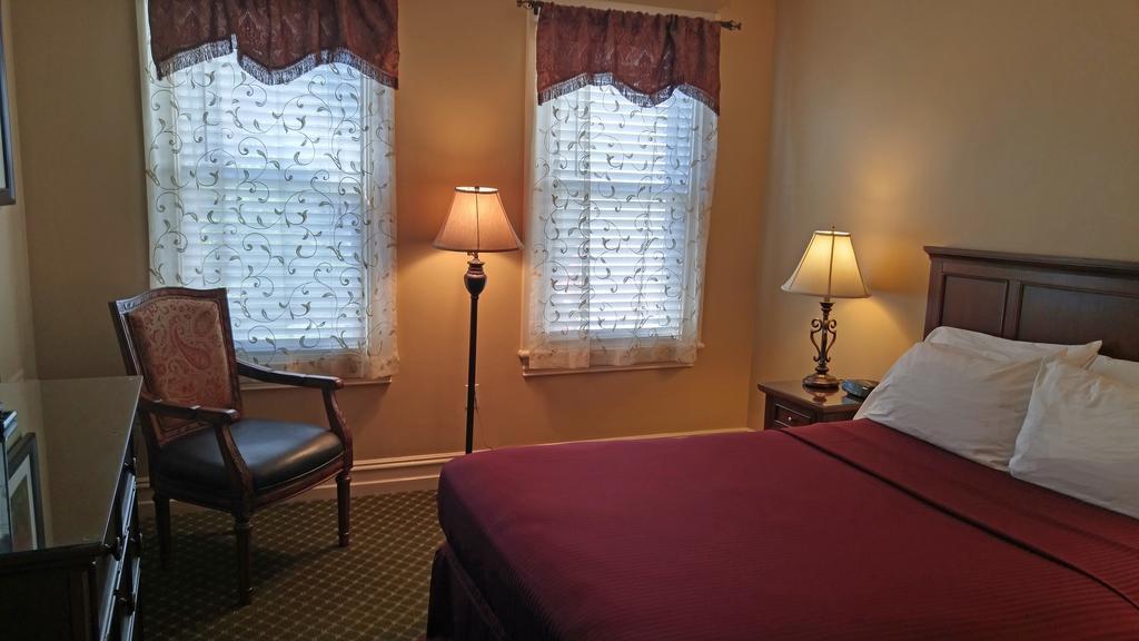 Suite Spa Bath,143665817:JPEG