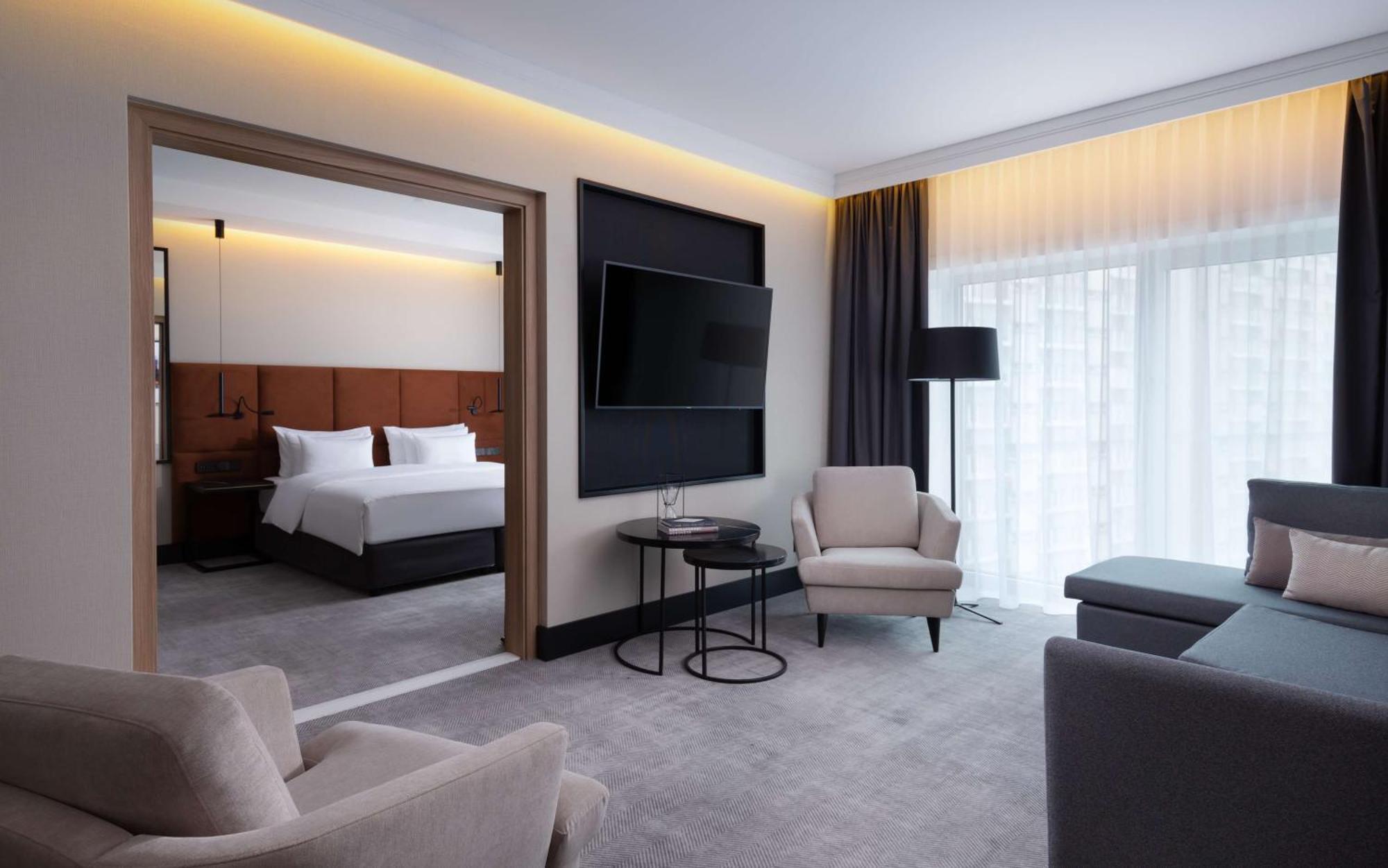 Suite with Lounge Access,1280156167:JPEG