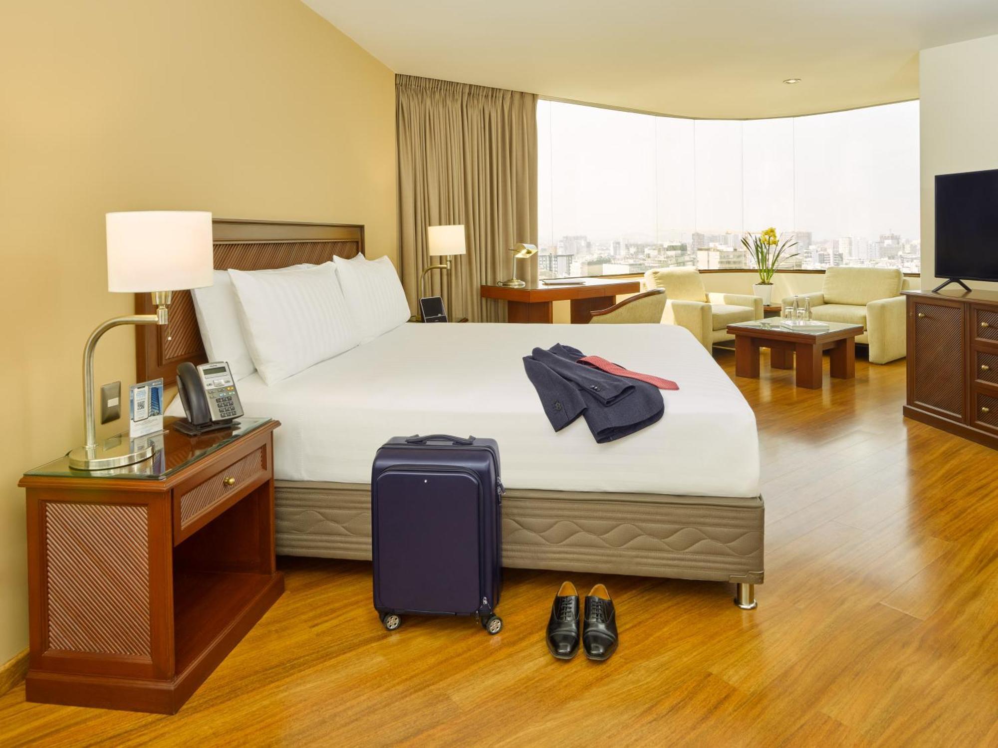 Premium King Room