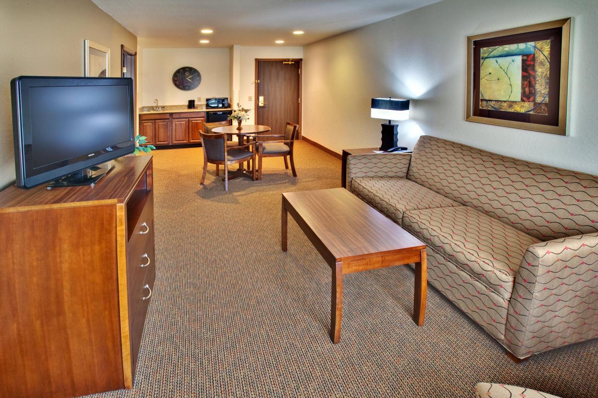 Mini King Suite Non-Smoking
