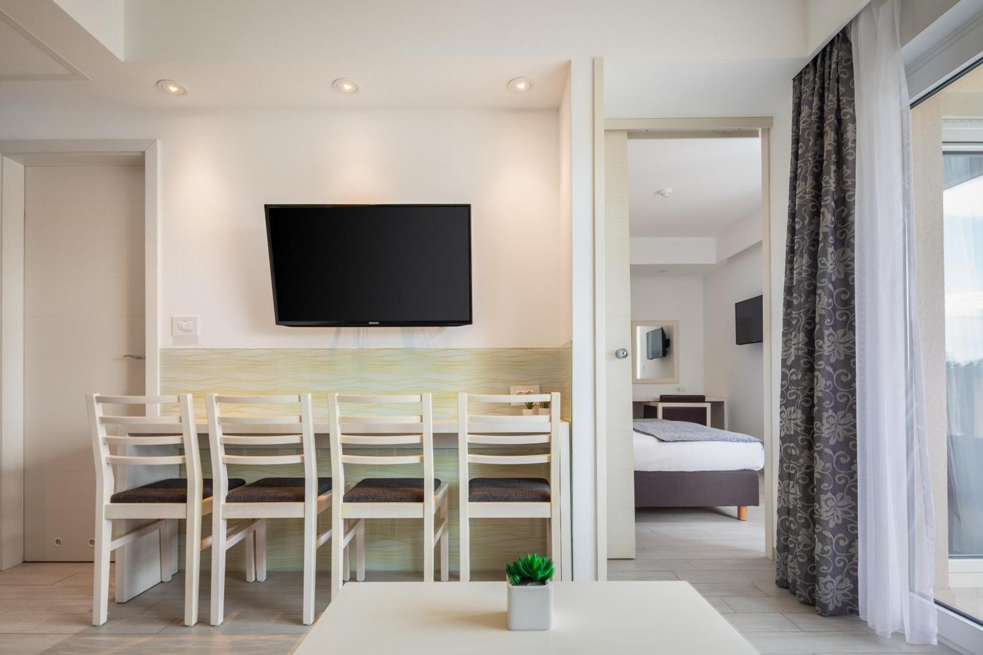 Studio Apartment Partial Sea View