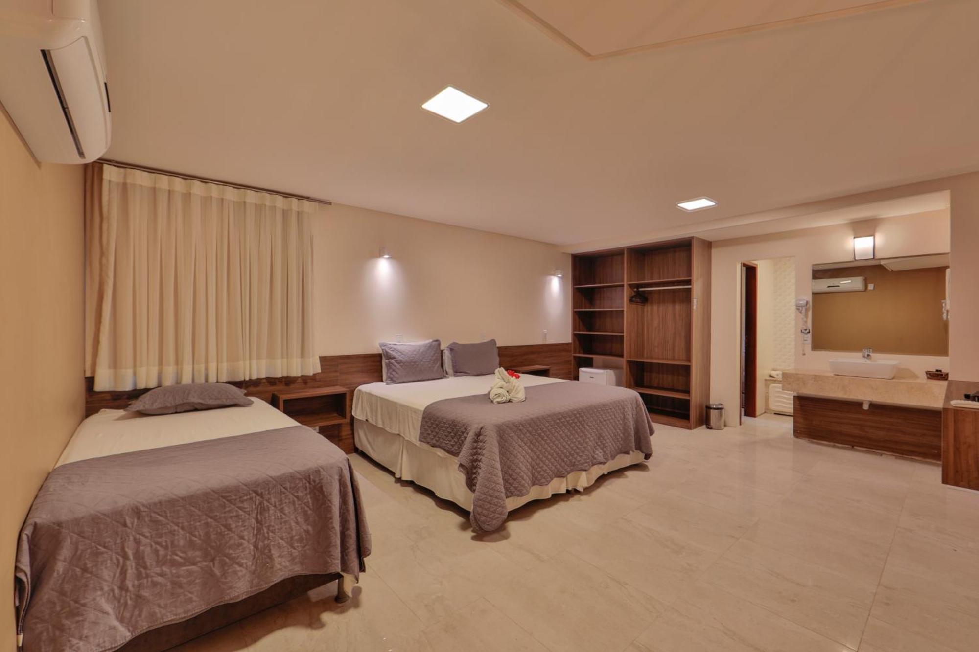 Premium Suite Spa Bath