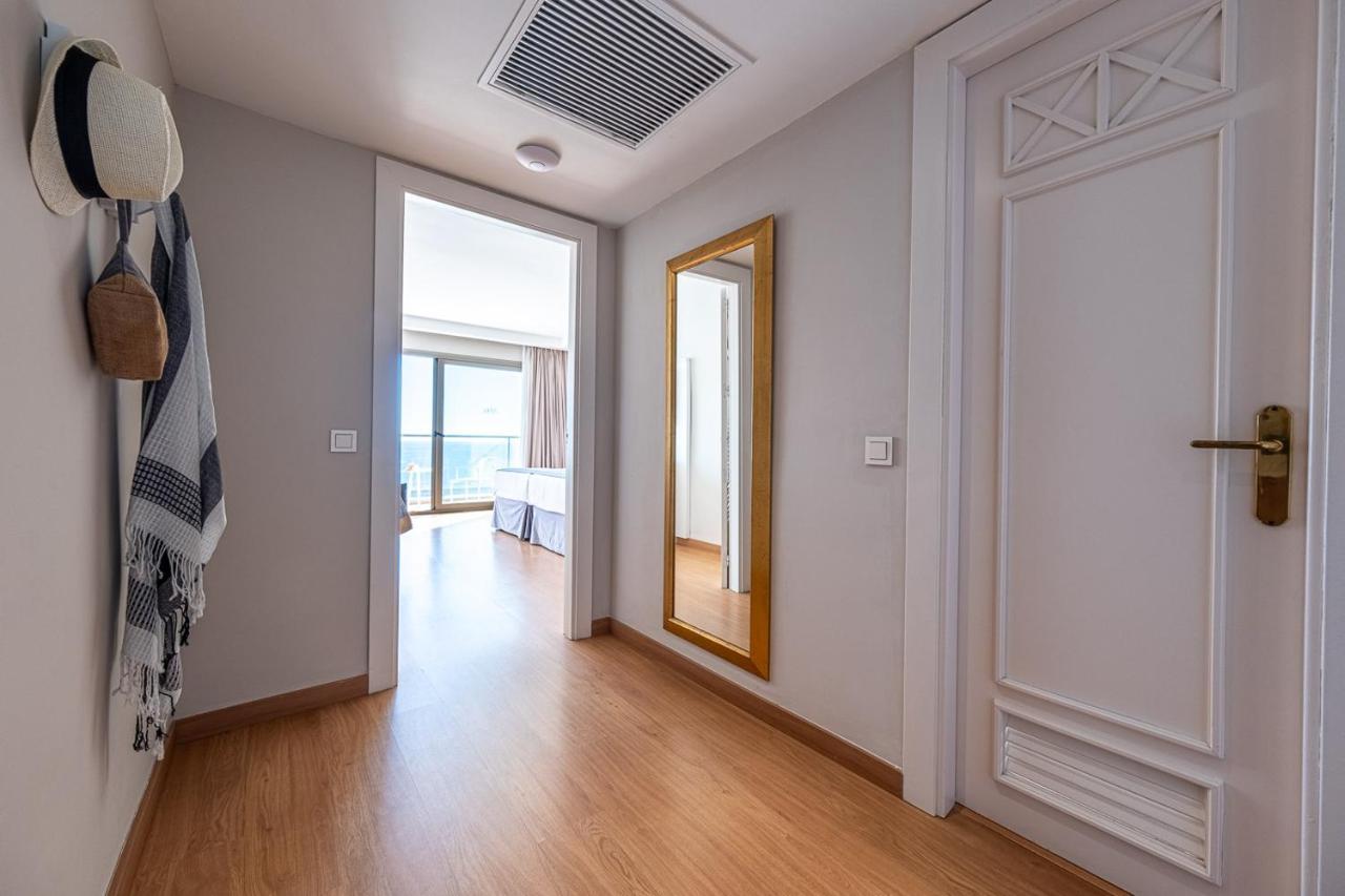 Superior Double Room with Sea View (2 adults + 1 child)