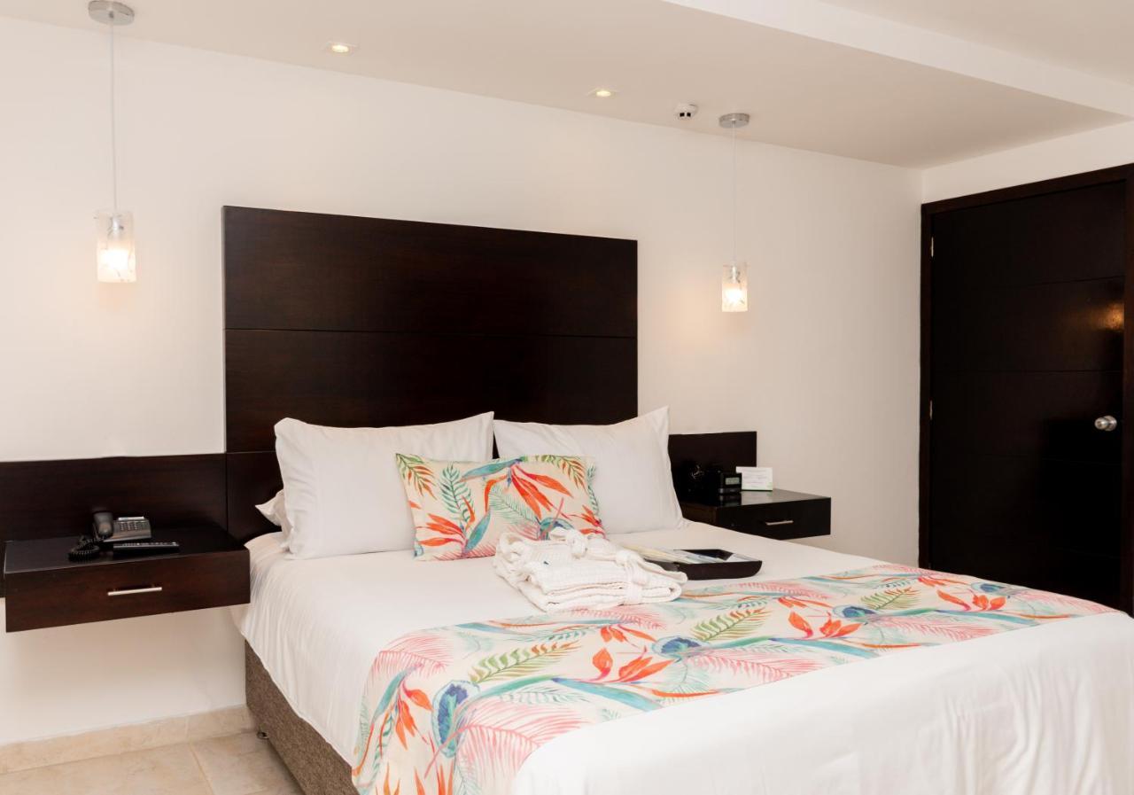 Two-Bedroom Suite,1498625695:JPEG