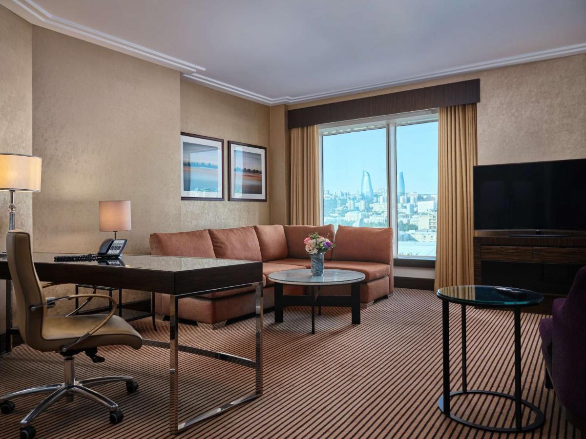 Deluxe King Room with City View