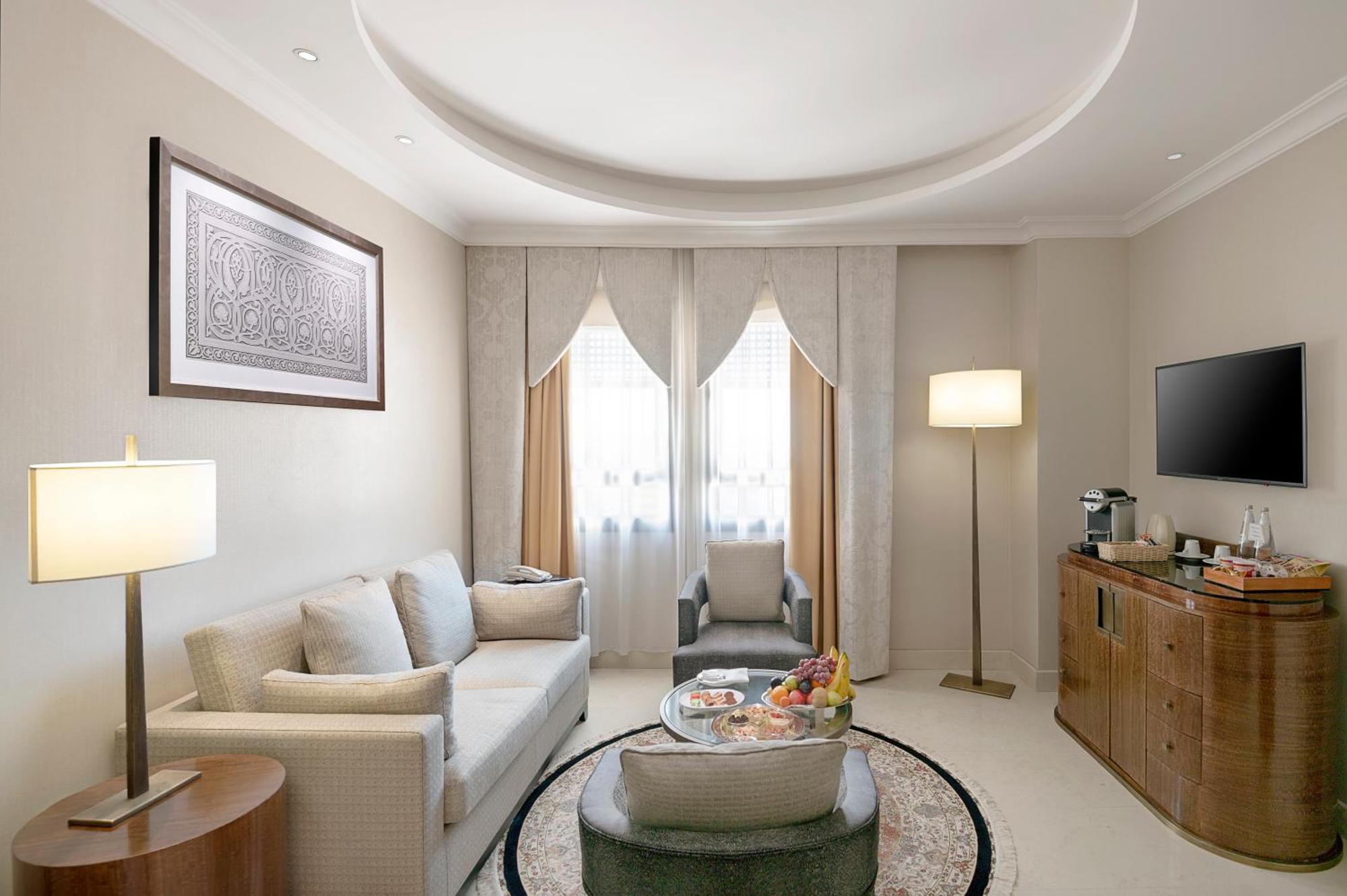 Premier Suite Haram View One Bedroom King Bed
