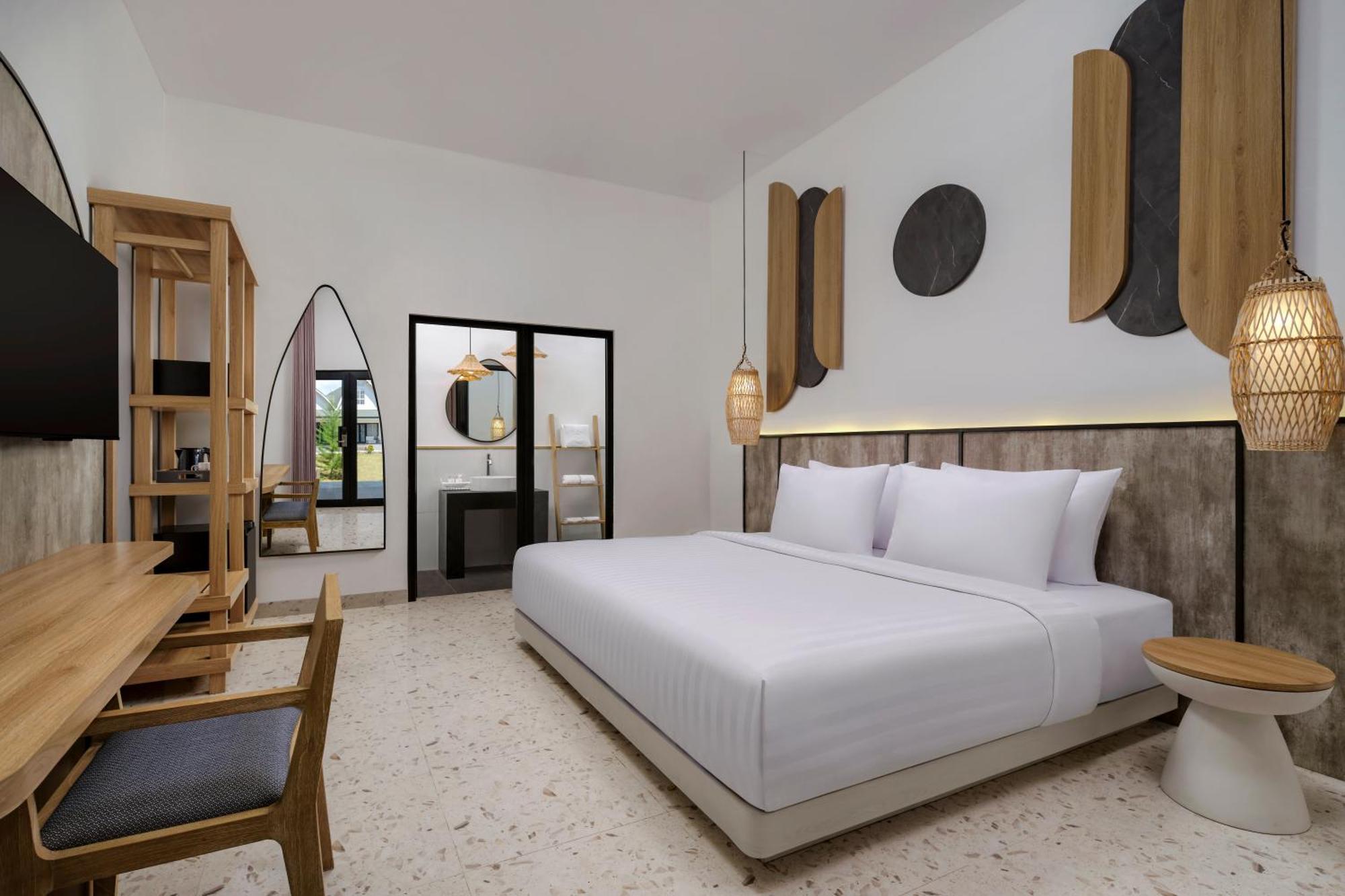 Deluxe Garden Double Room