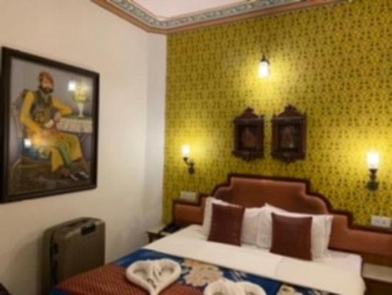 Budget Double Room: 10% discount on food & beverage at Native , Primitive & Peacock till 15th July, Evening tea experience at the property and pillow menu selections