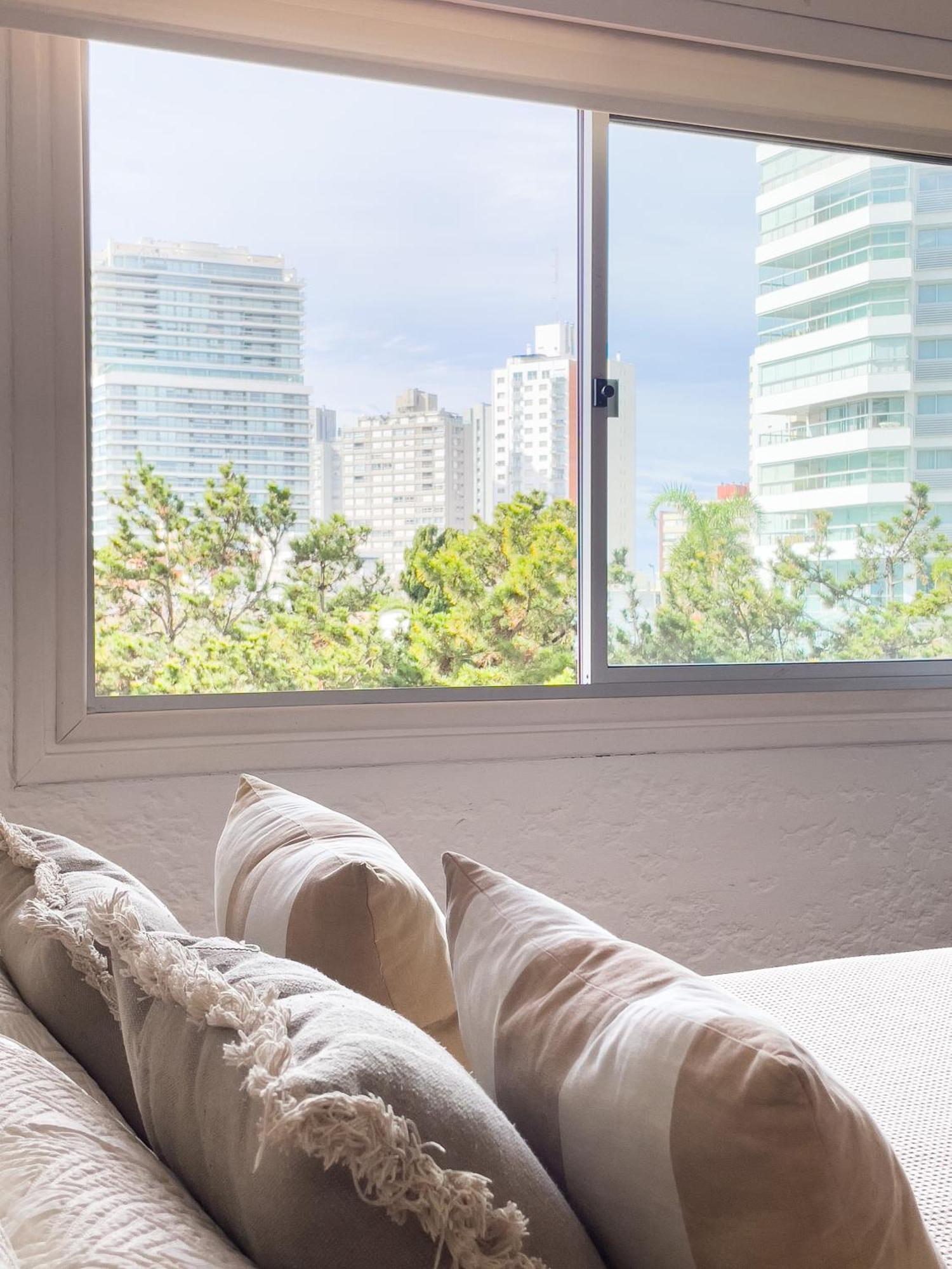 Quarto com Cama de Casal ou 2 de Solteiro