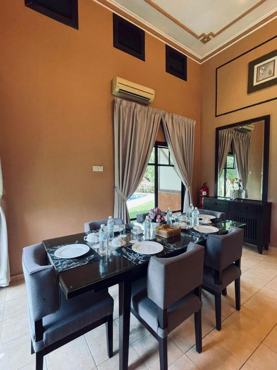 Villa 4 Rooms Pool,1499478340:JPEG