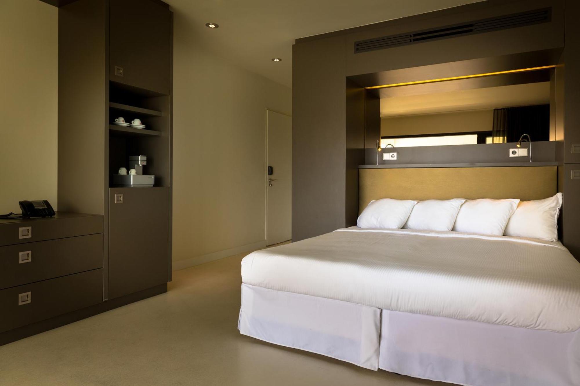 King Room with Lobby View