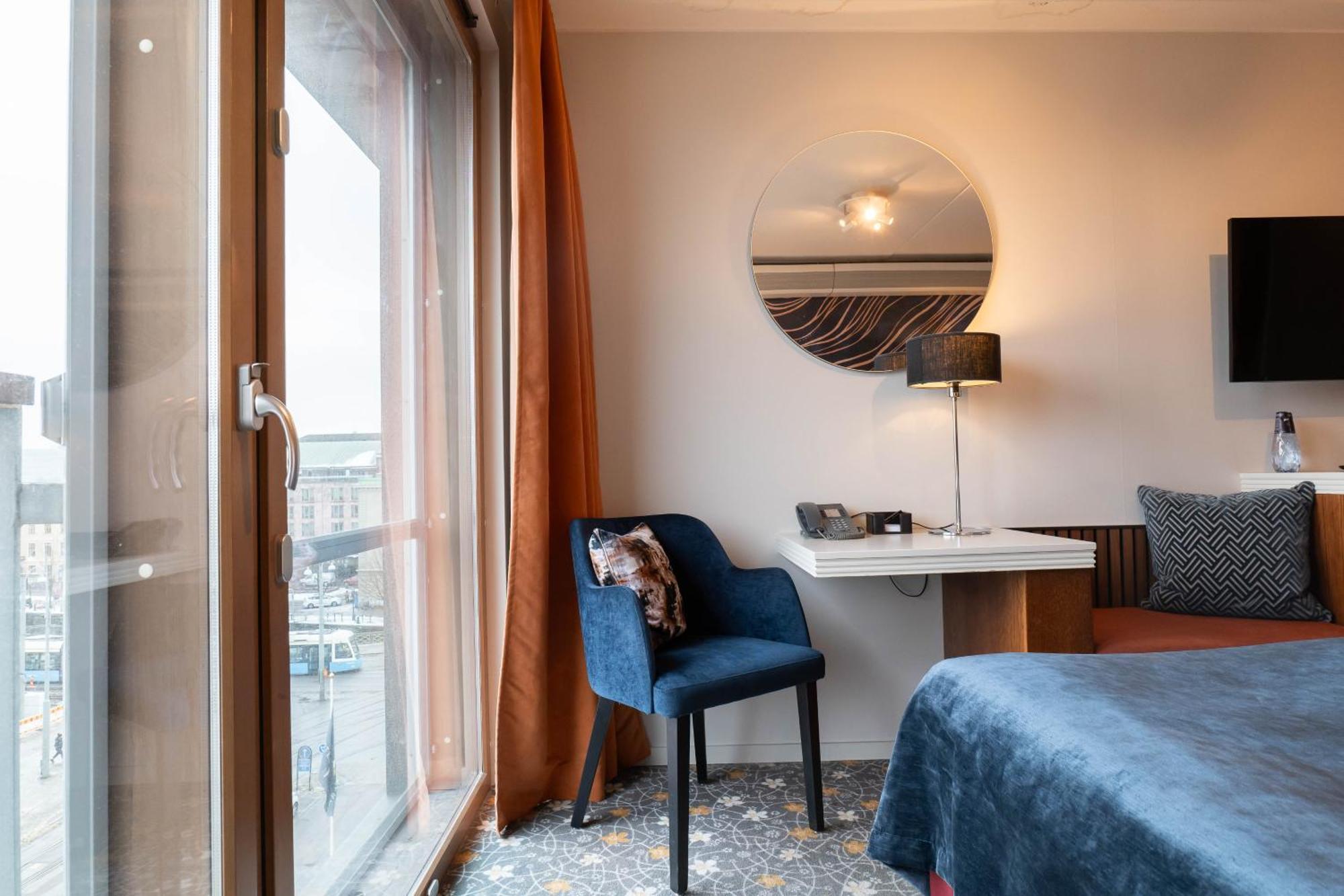 Classic Queen Room