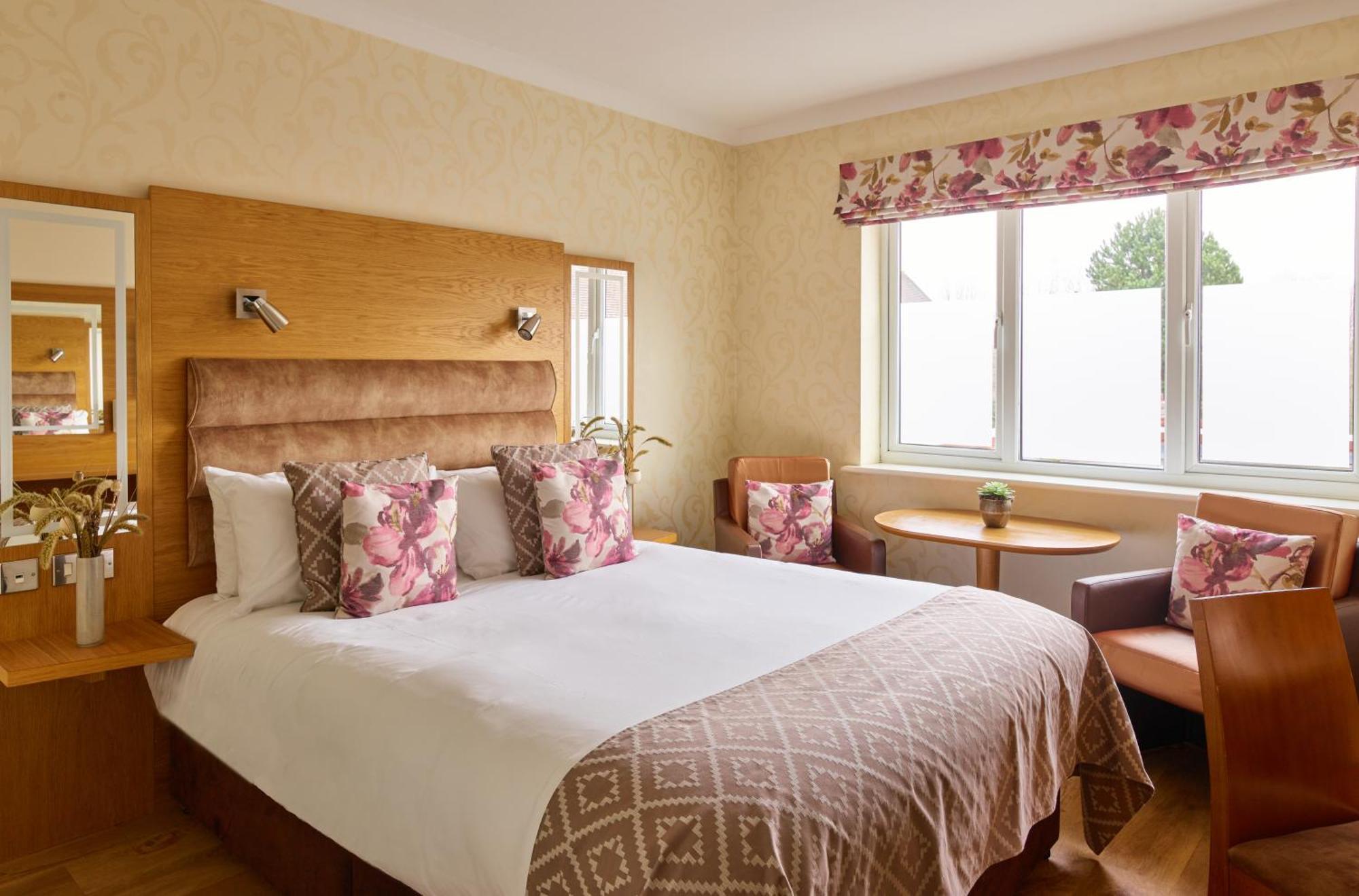 Double Room,1516425007:JPEG