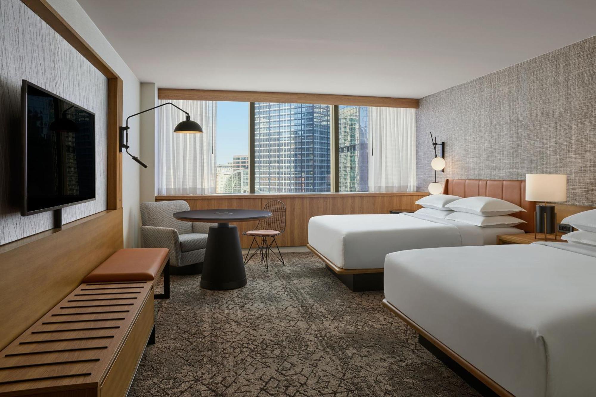 Concierge Level Two Queen Beds City View,1517085538:JPEG