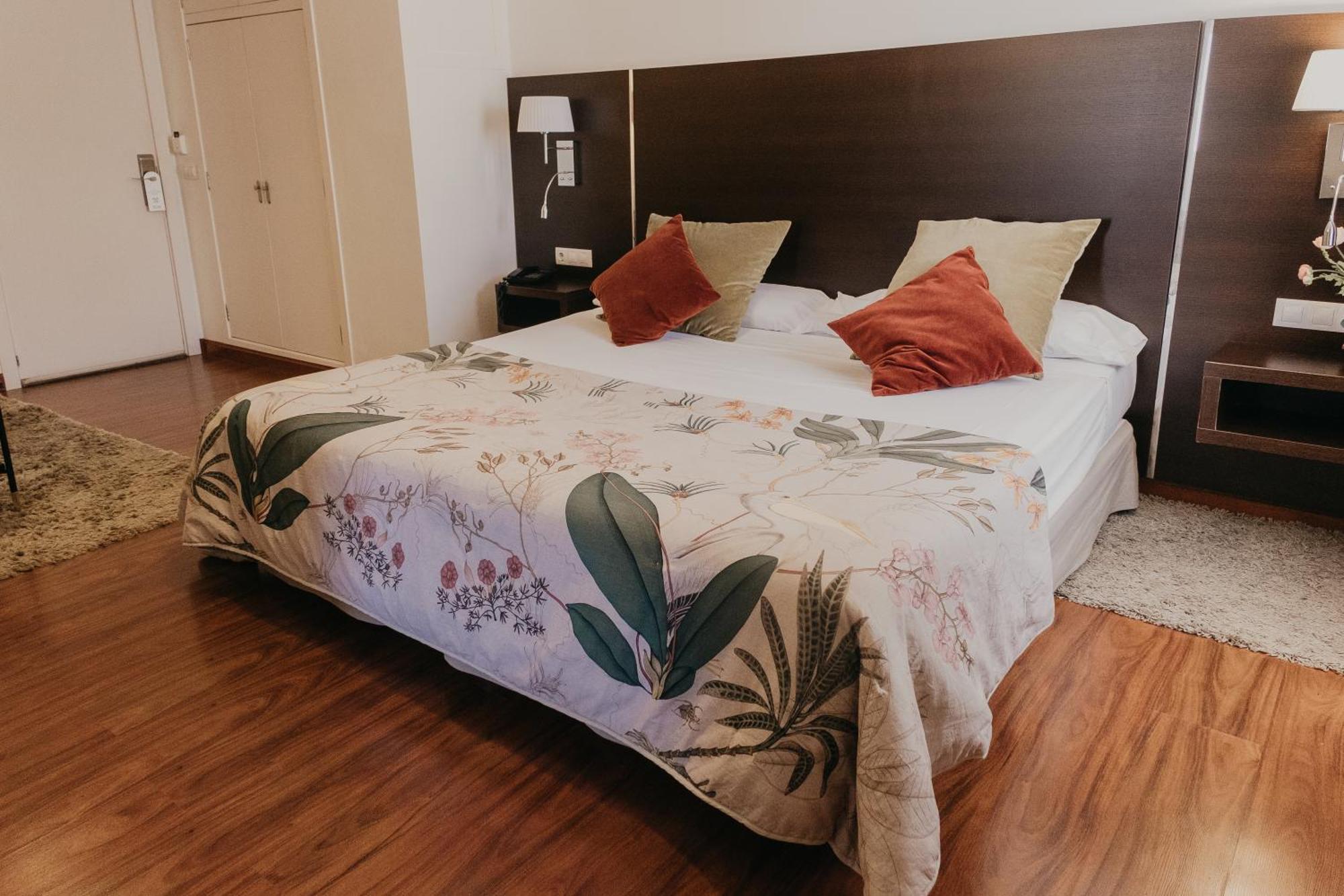 Junior Suite,1526963941:JPEG