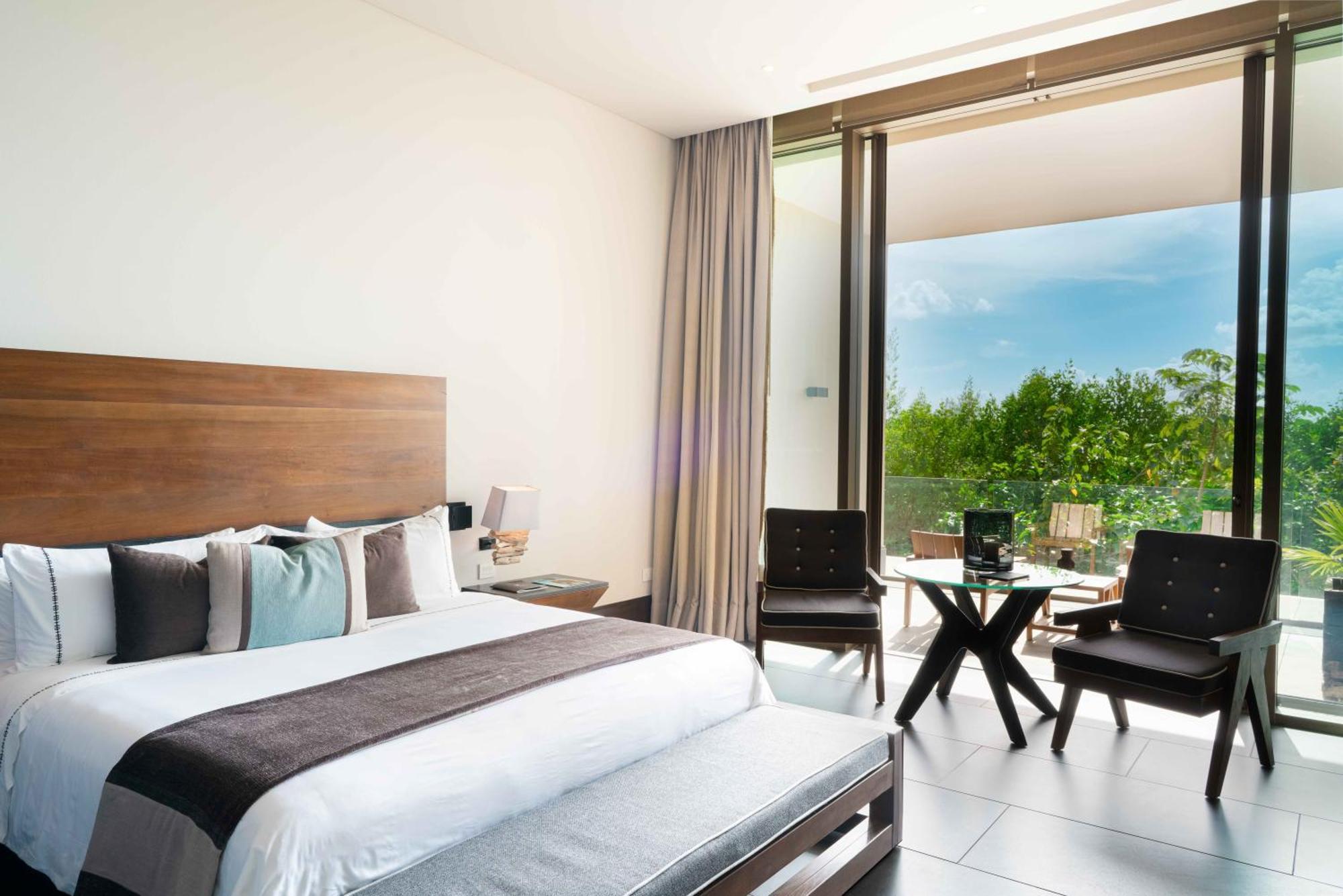 King Room Garden View