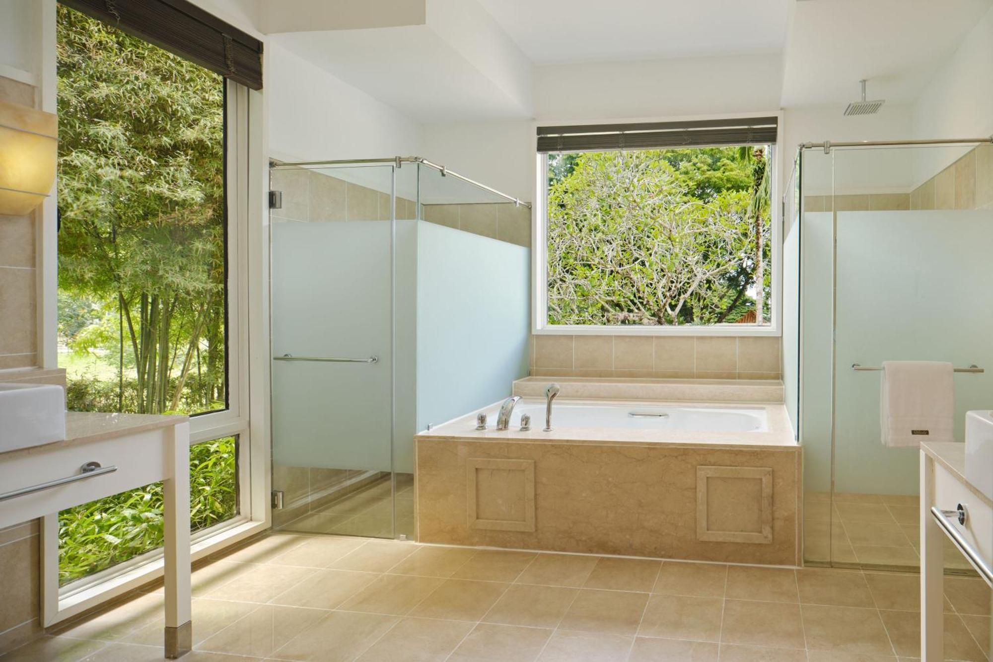 Two-Bedroom Villa with One King and Two Twin Beds