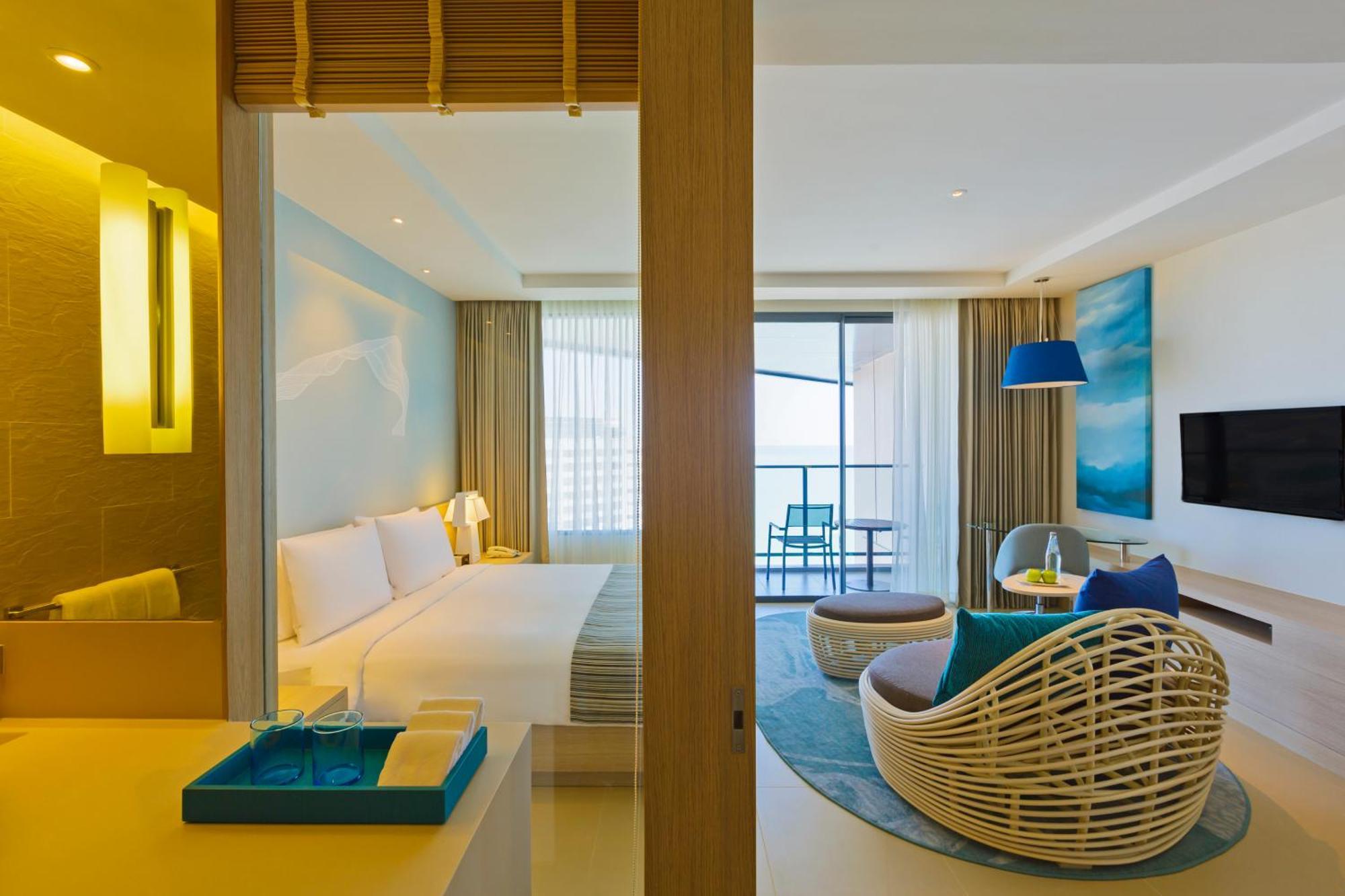 Standard Zimmer mit Kingsize-Bett und Zugang zum Club - Executive Tower