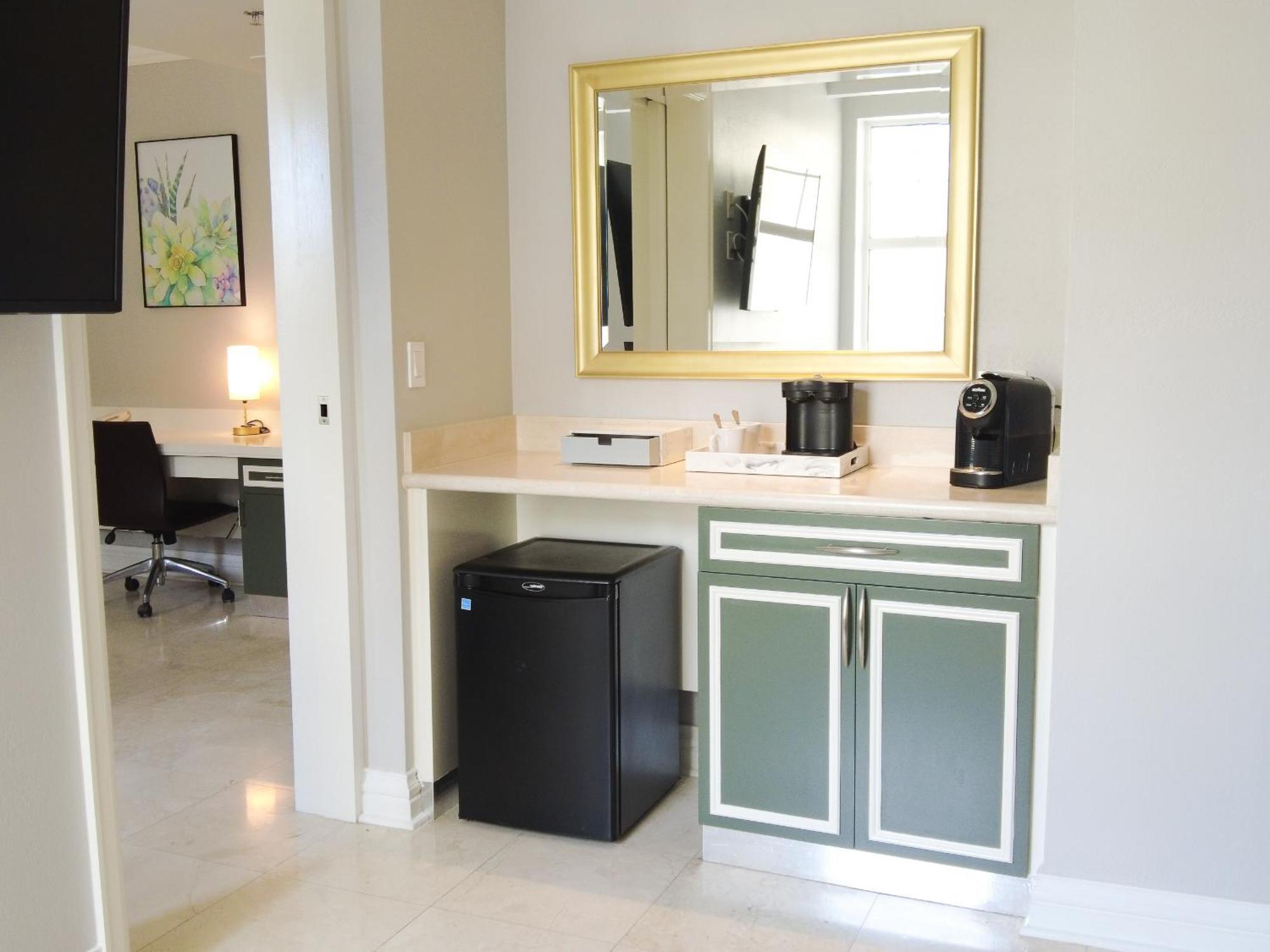 Suite with Sea View