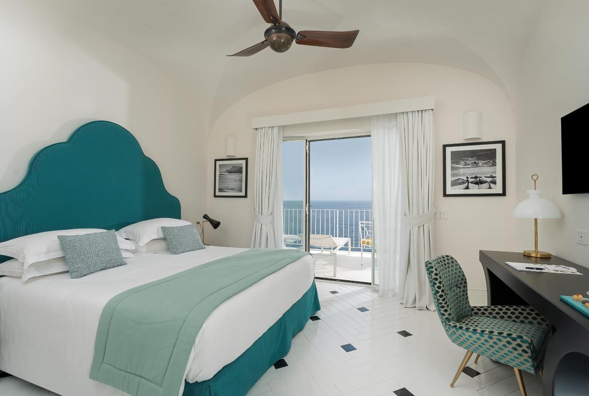 Deluxe Room Sea View