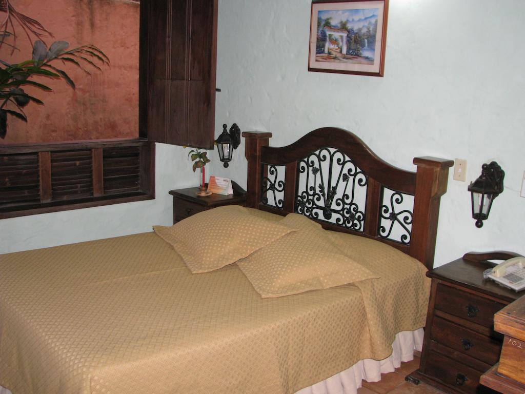 Triple Room,749306822:JPEG