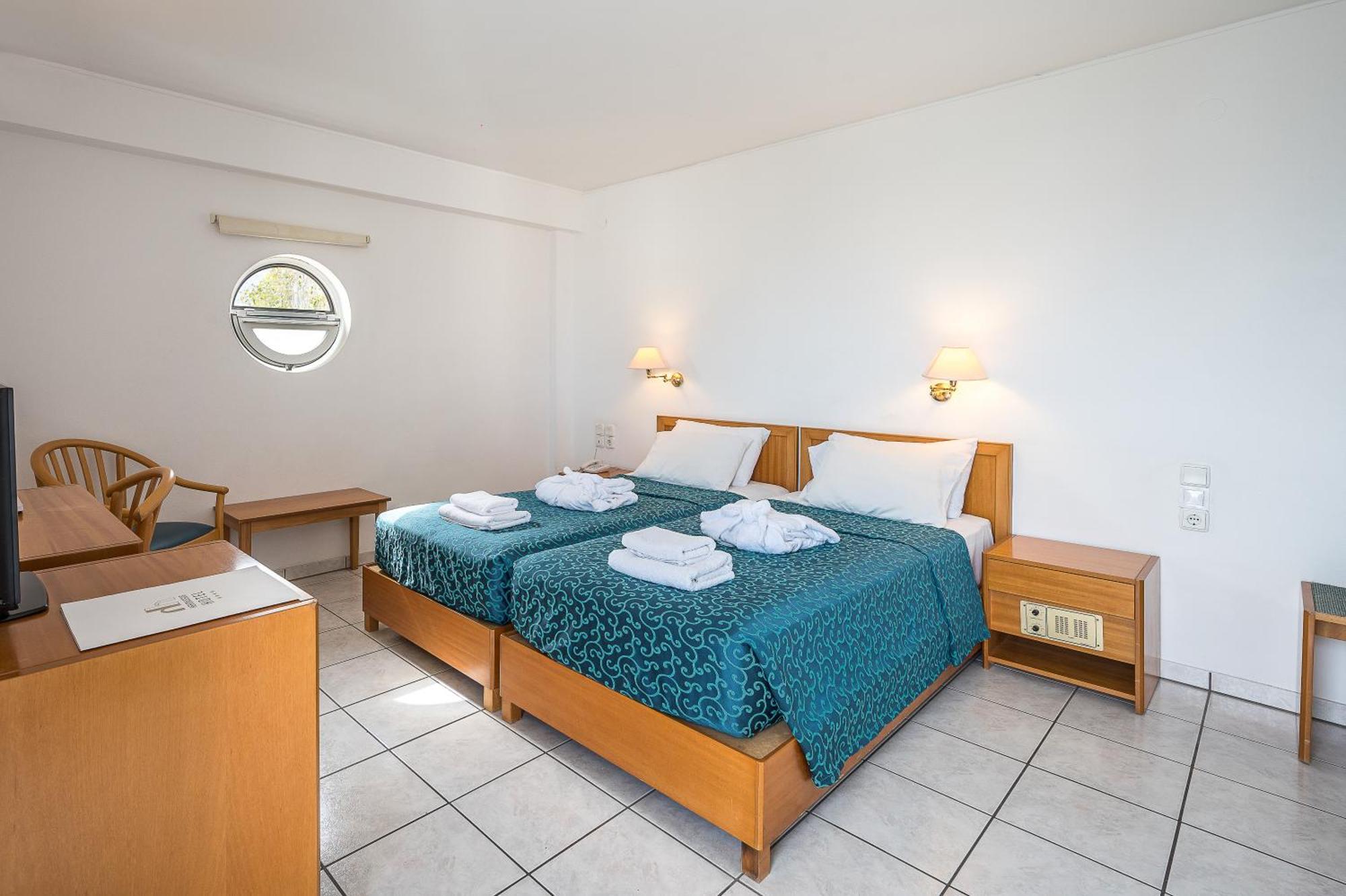 Deluxe Double or Twin Room