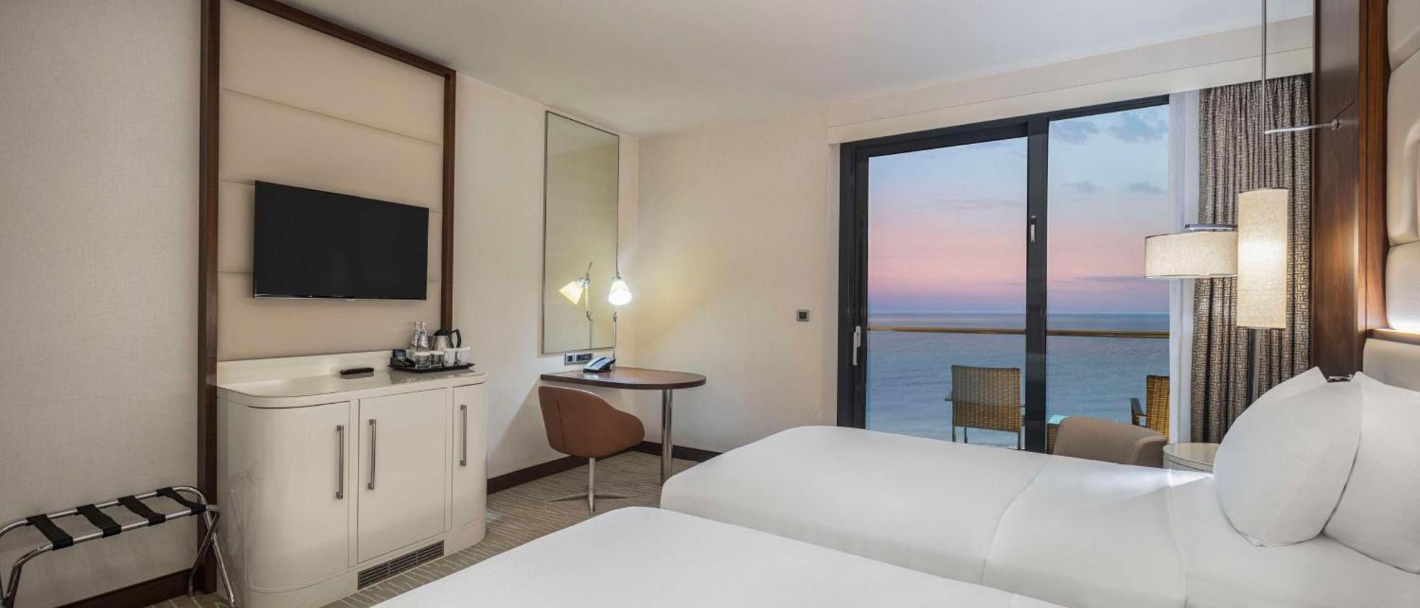 King Guest Room Balcony