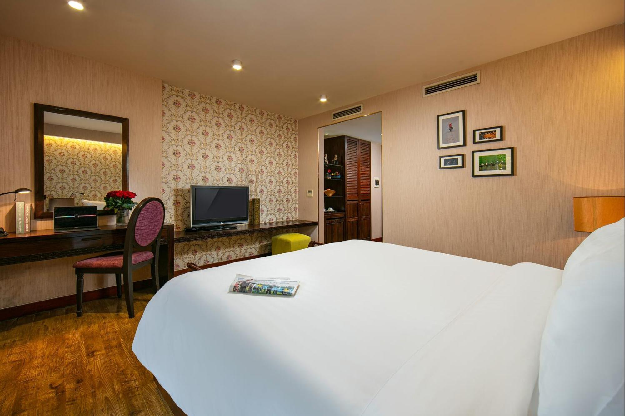 Suite with Balcony