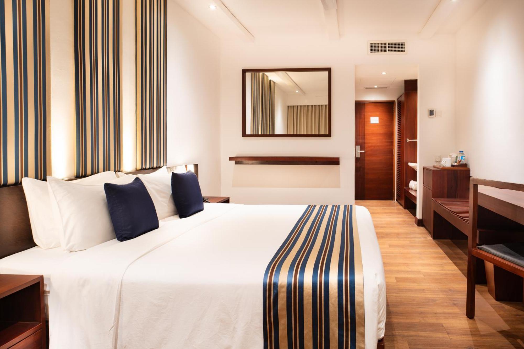 Deluxe King Room Balcony