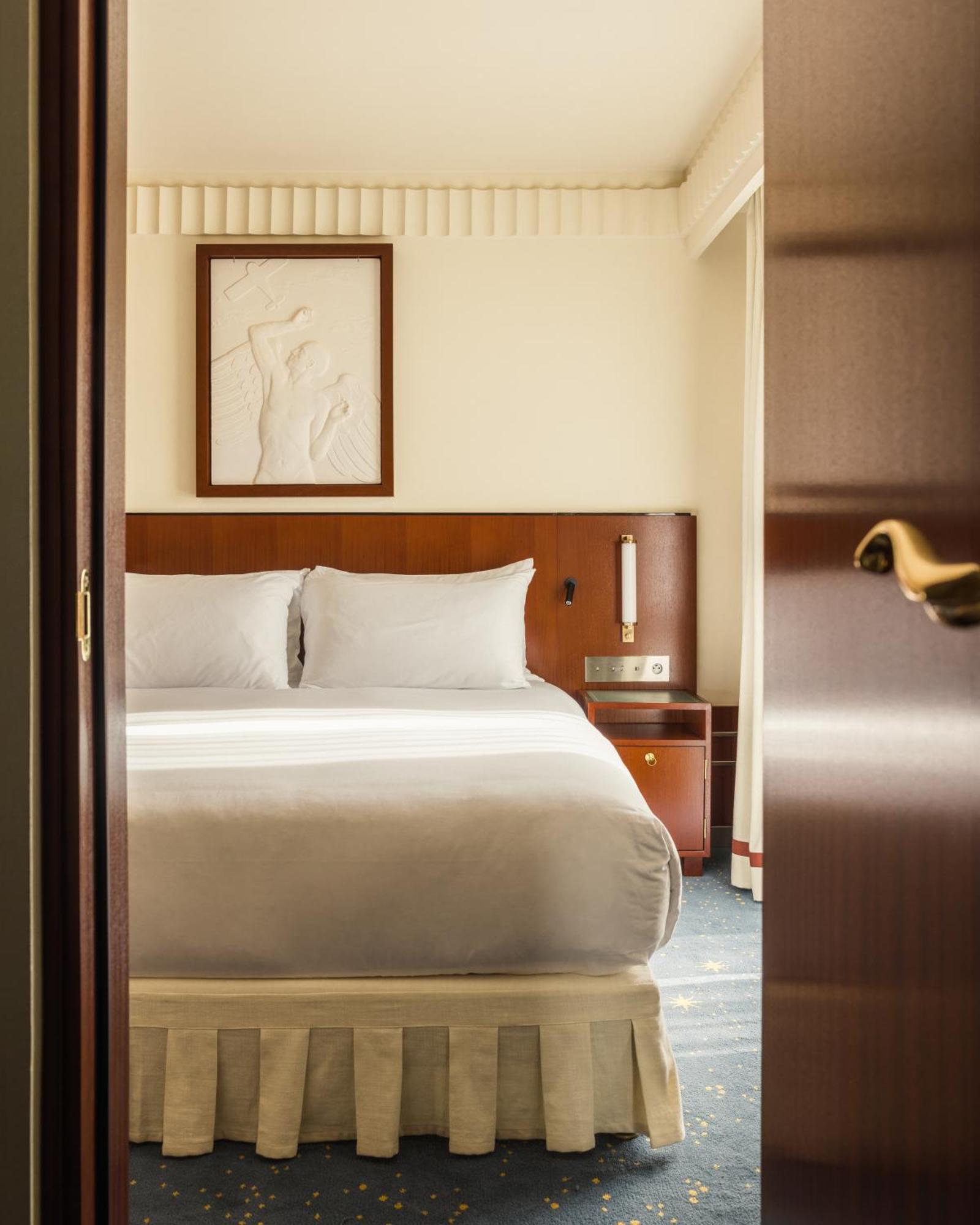 Classic Double Room,1580142997:JPEG