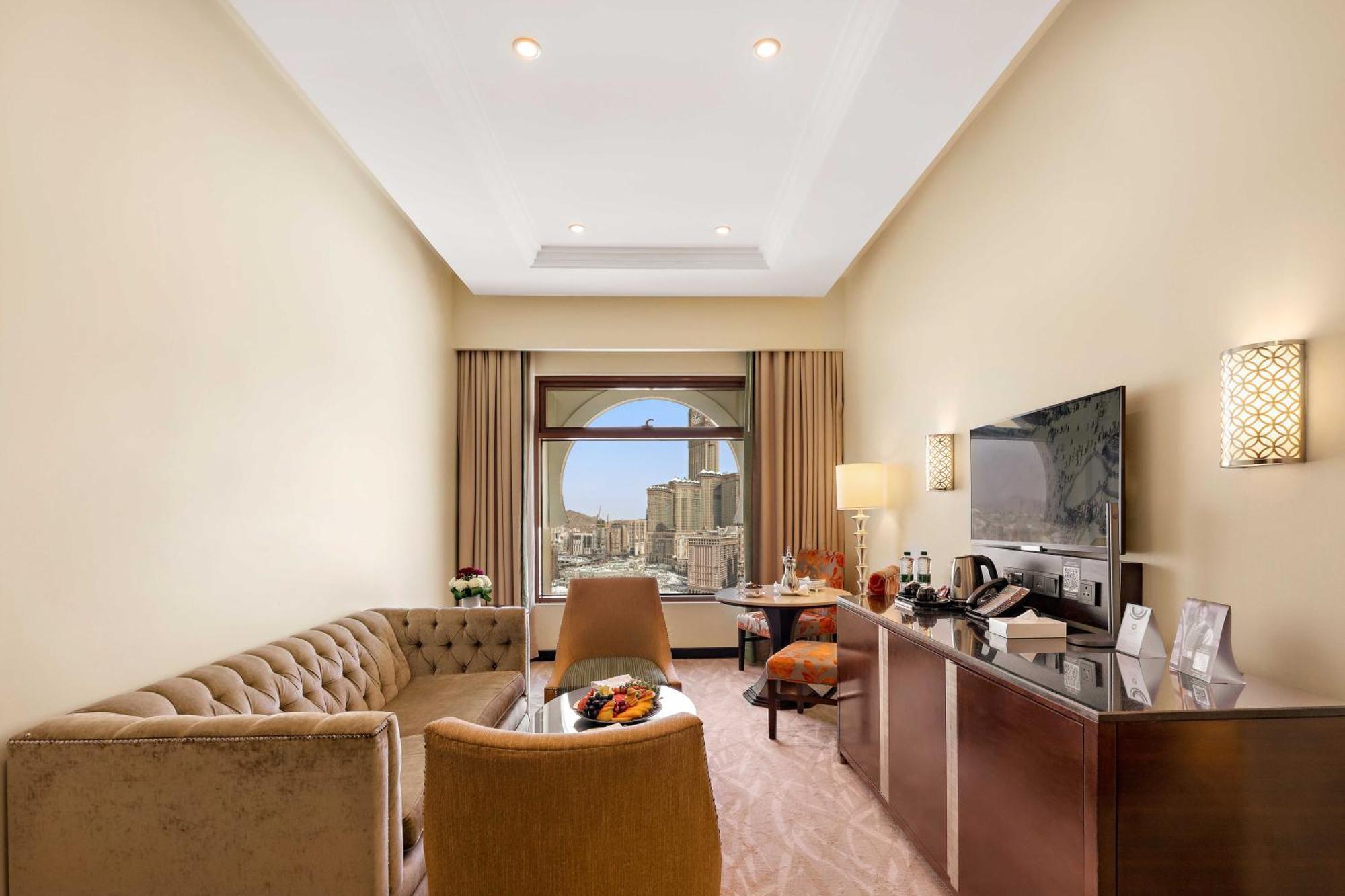 Diplomatic Suite With City View