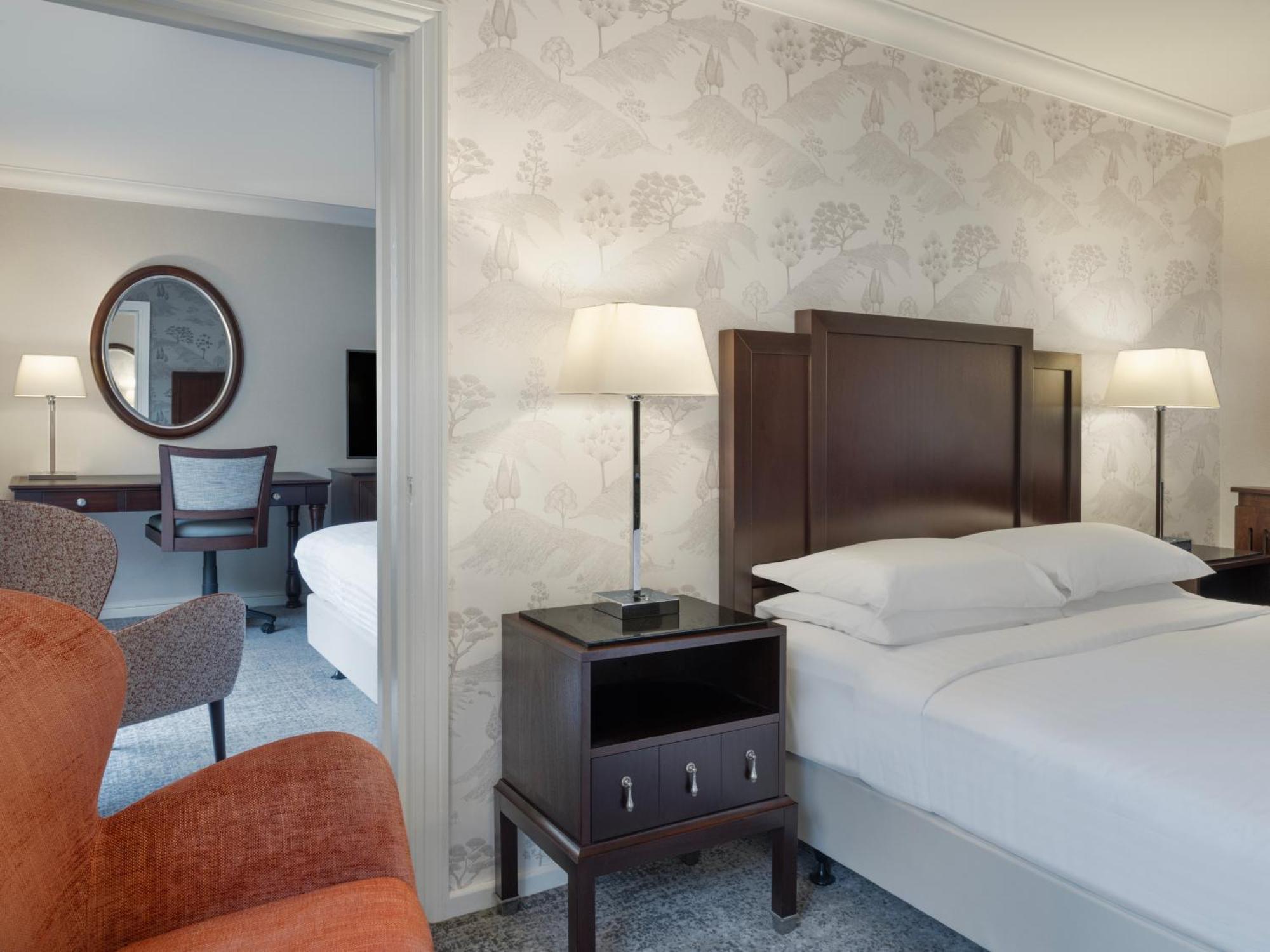 Deluxe Double Room,1498815631:JPEG