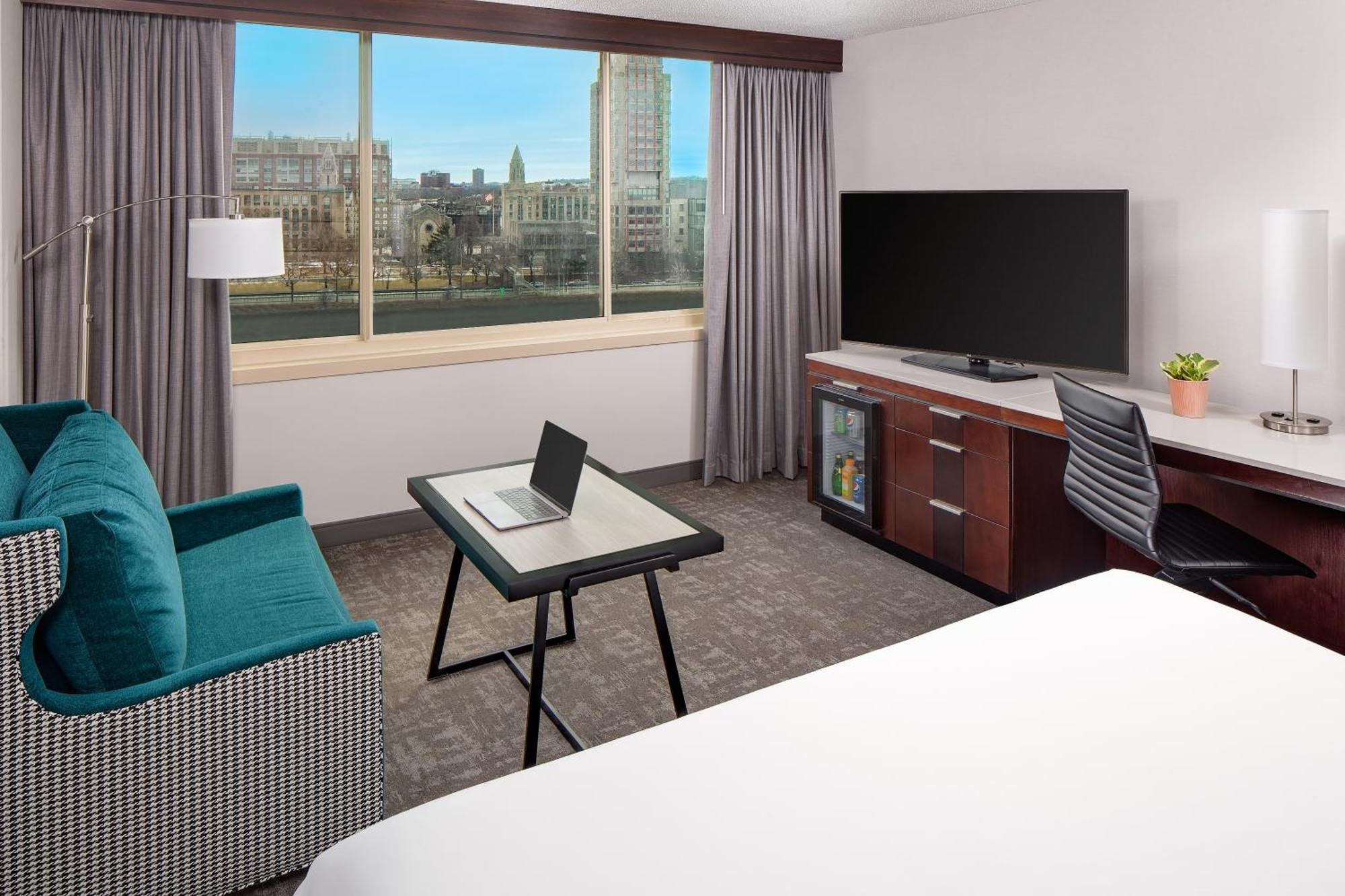 King Room River View,1642960479:JPEG