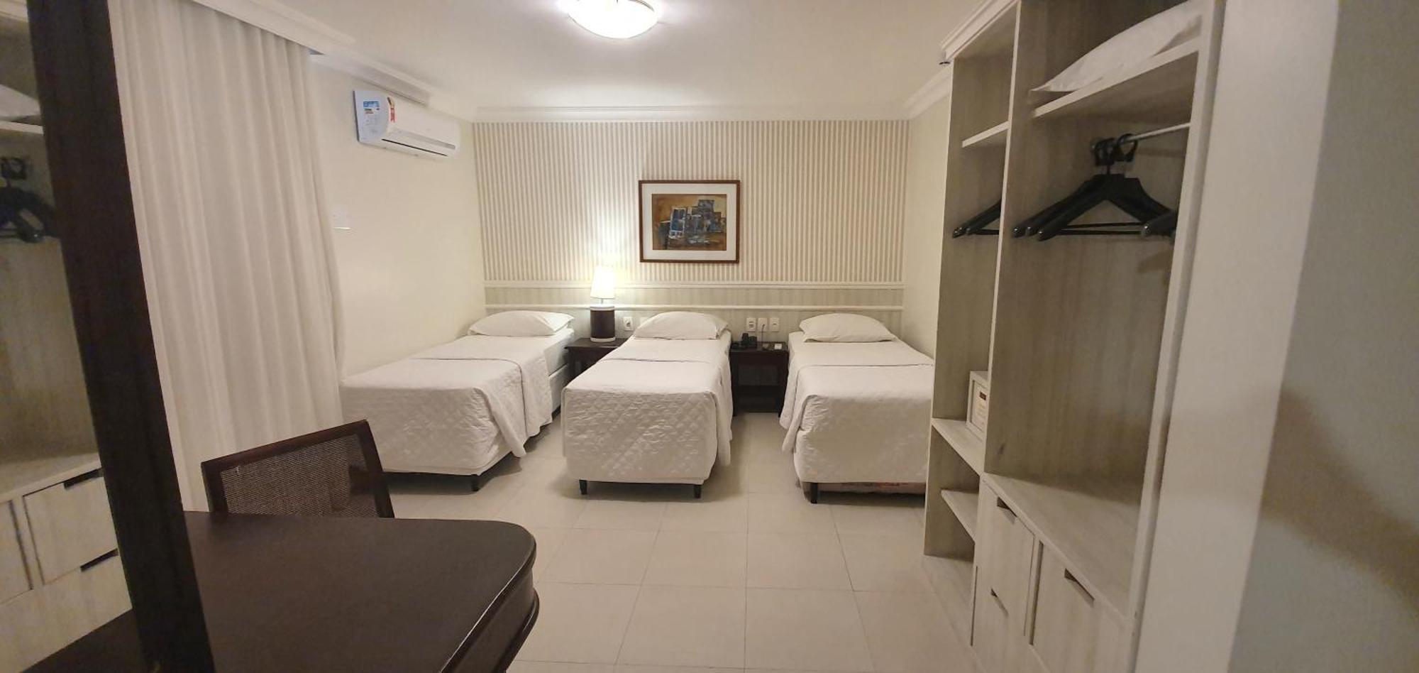 Quarto Triplo Standard