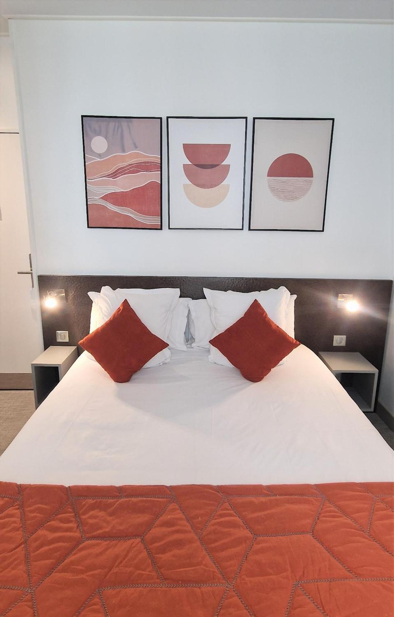 Standard Double or Twin Room Street Side,1374917996:JPEG