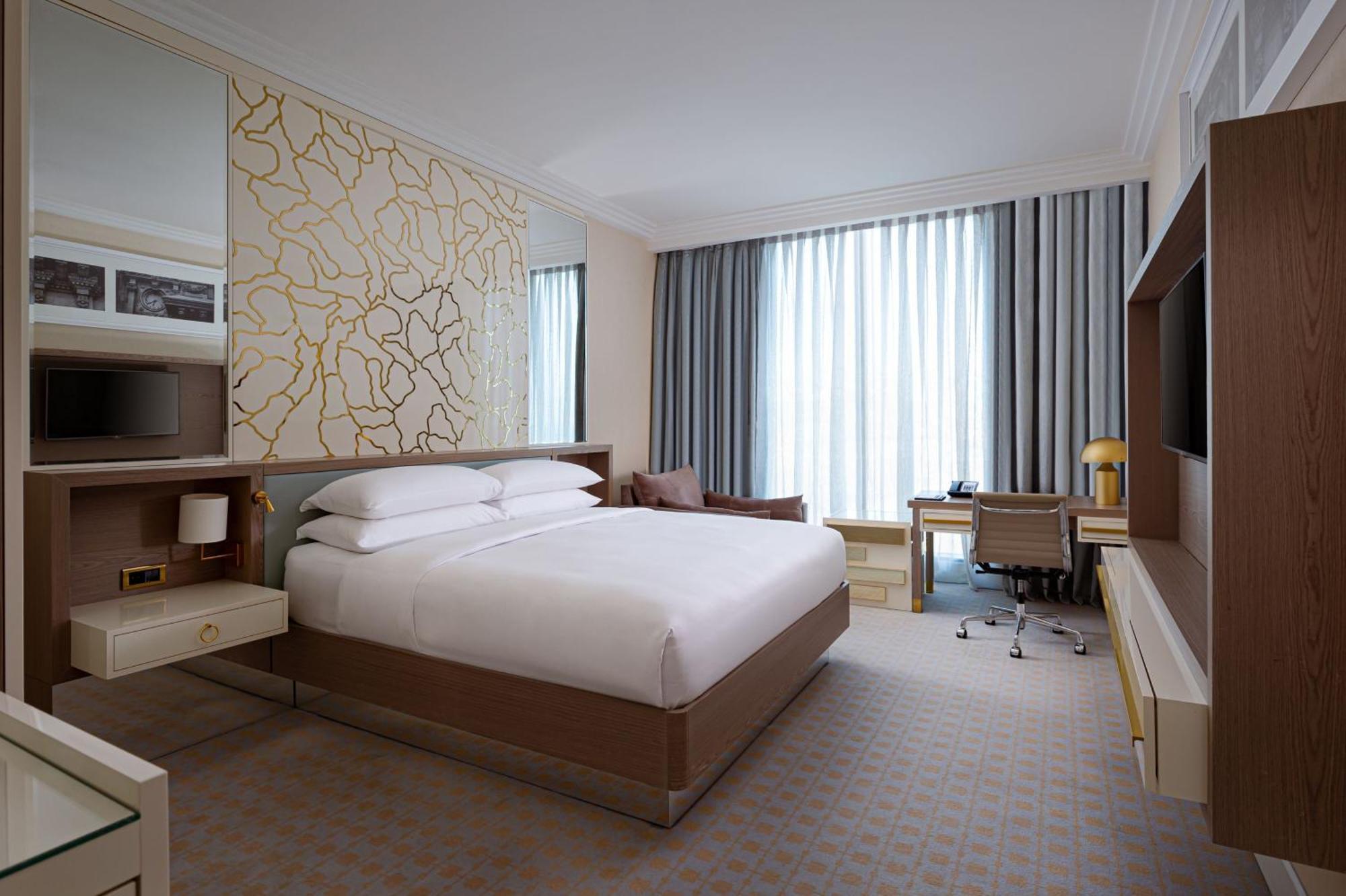 Standard Guest room 1 King