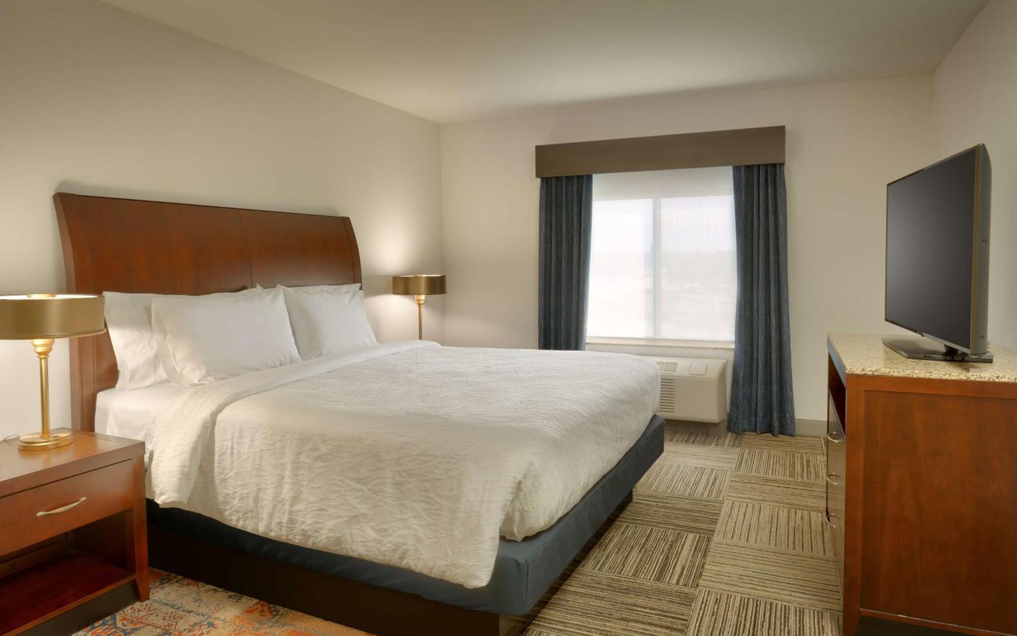 King Room,1551442228:JPEG