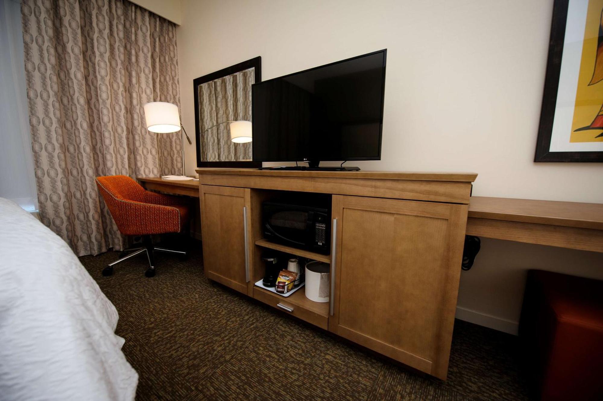 Queen Room with Two Queen Beds - Mobility Access/Non-Smoking